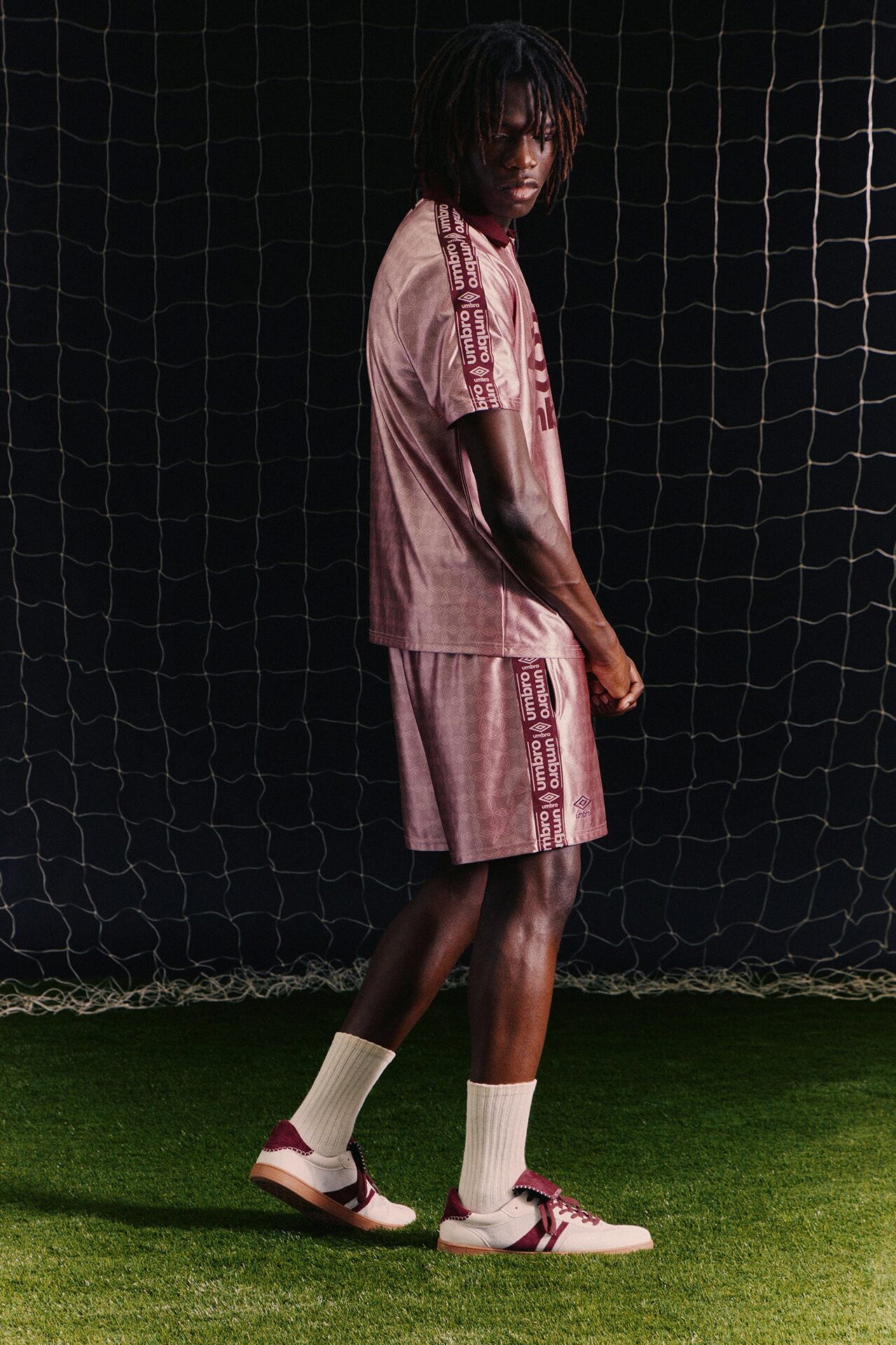 Umbro Side Tape Soccer Short - Pink