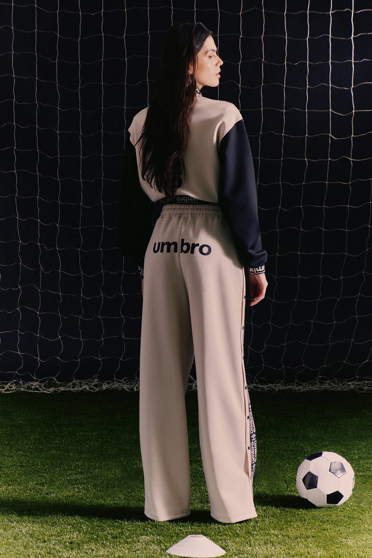 Umbro Scuba Panel Side Snap Pants - Cream/combo