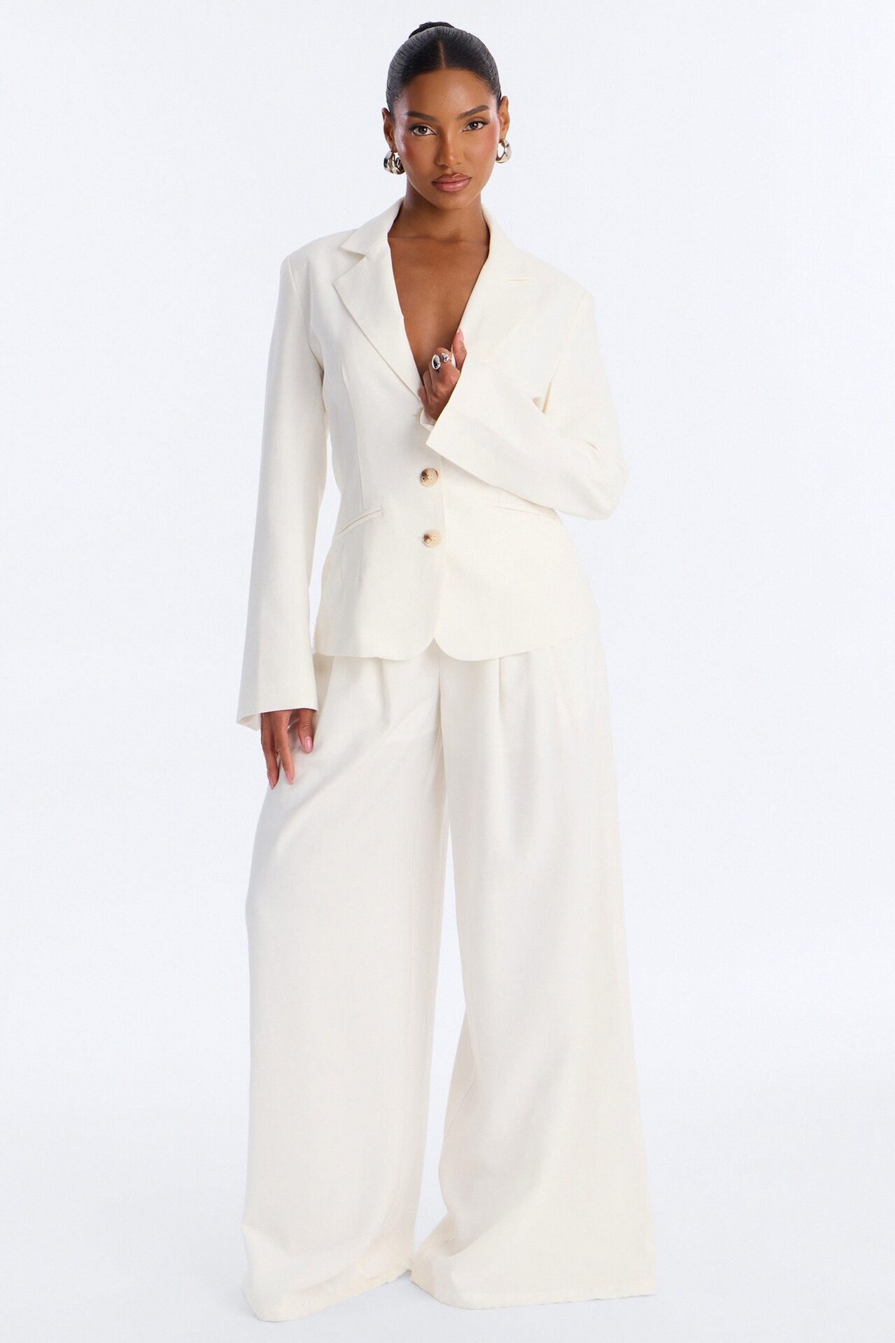 Elyse Linen Fitted Blazer - White