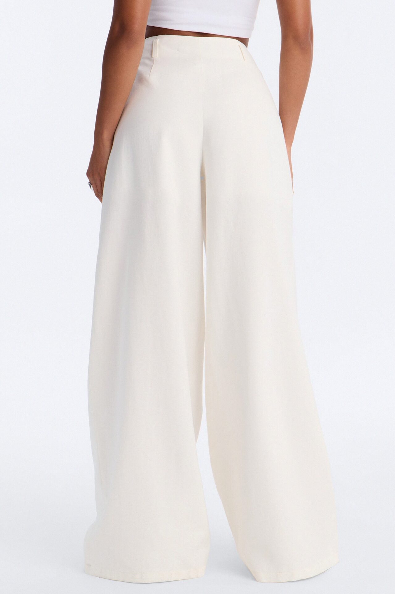 Elyse Linen High Rise Pleated Trousers - White