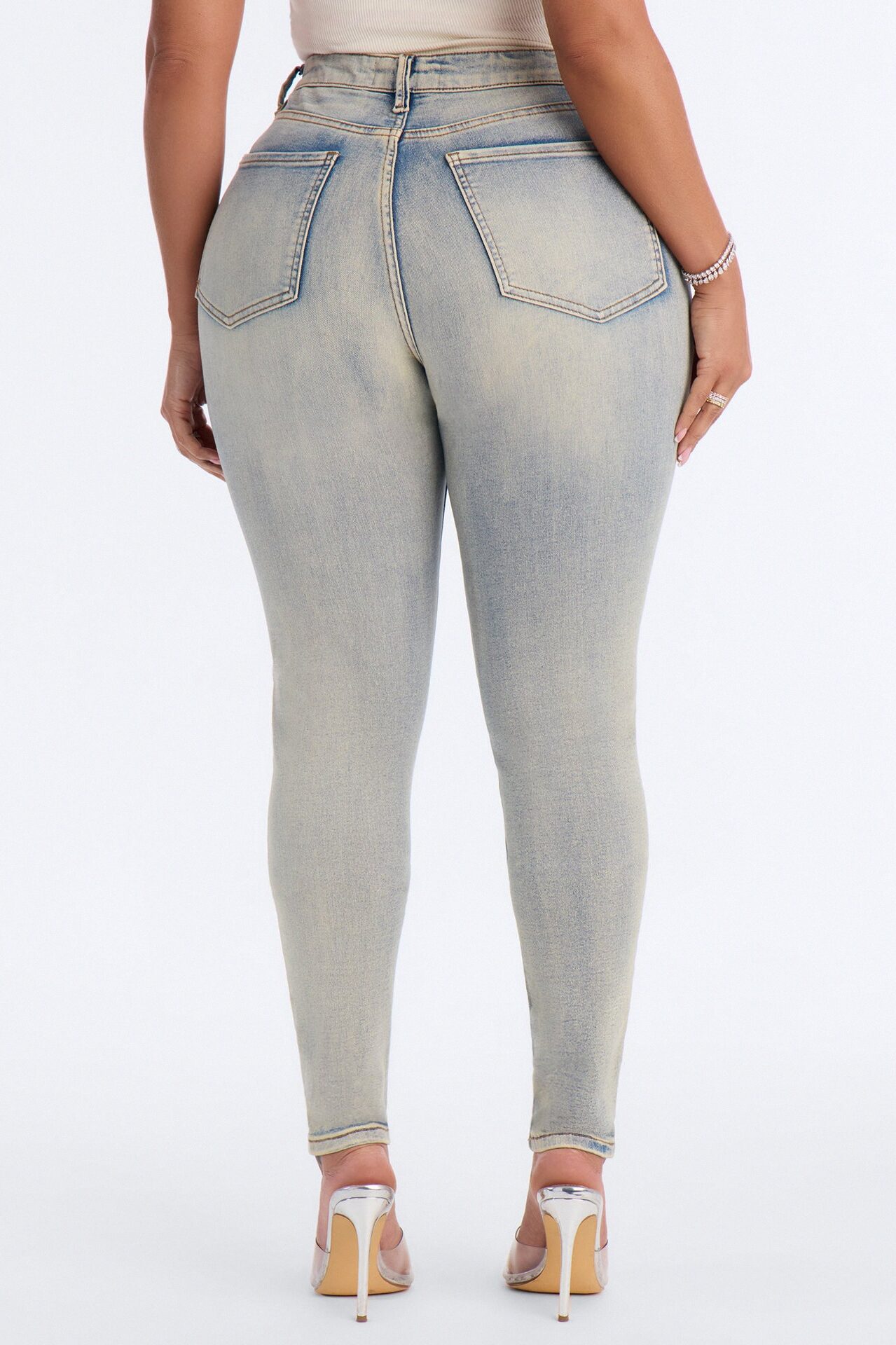 Chasing A Vibe Stretch Skinny Jeans - Vintage Wash