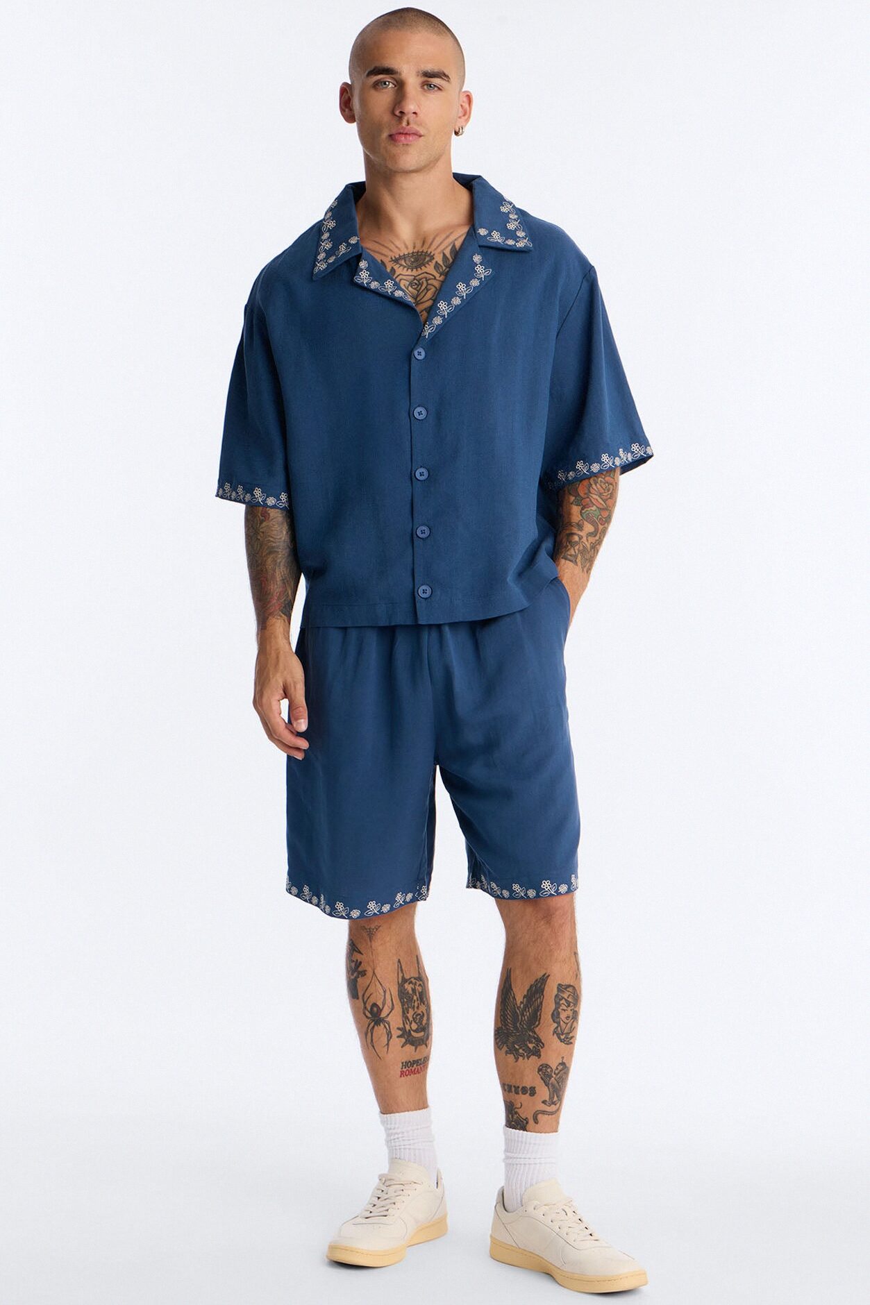 Relaxed Harbor Hideaway Button Up Shirt - Navy