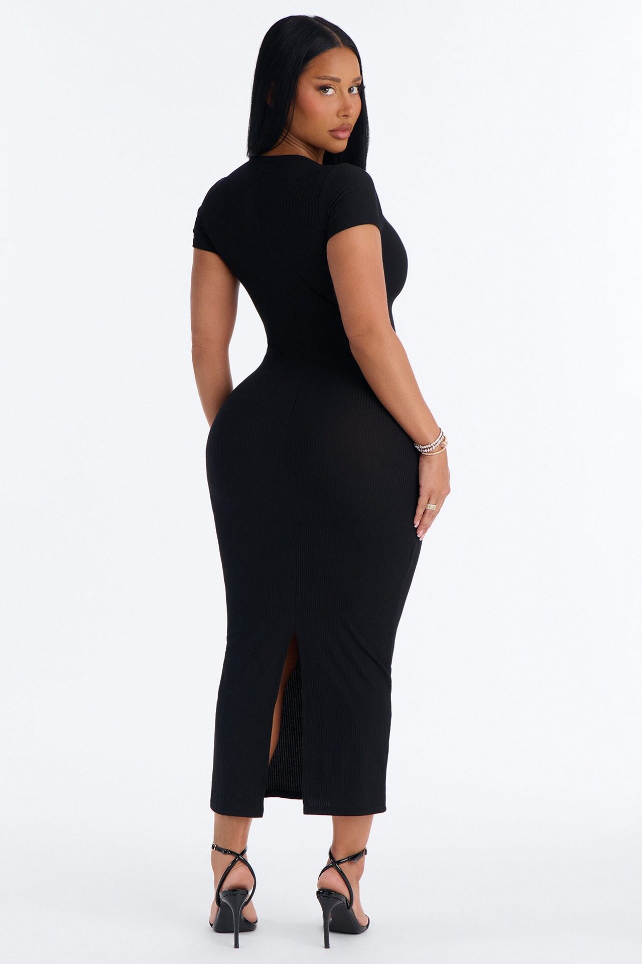 Madison Short Sleeve Midi Dresses - Black