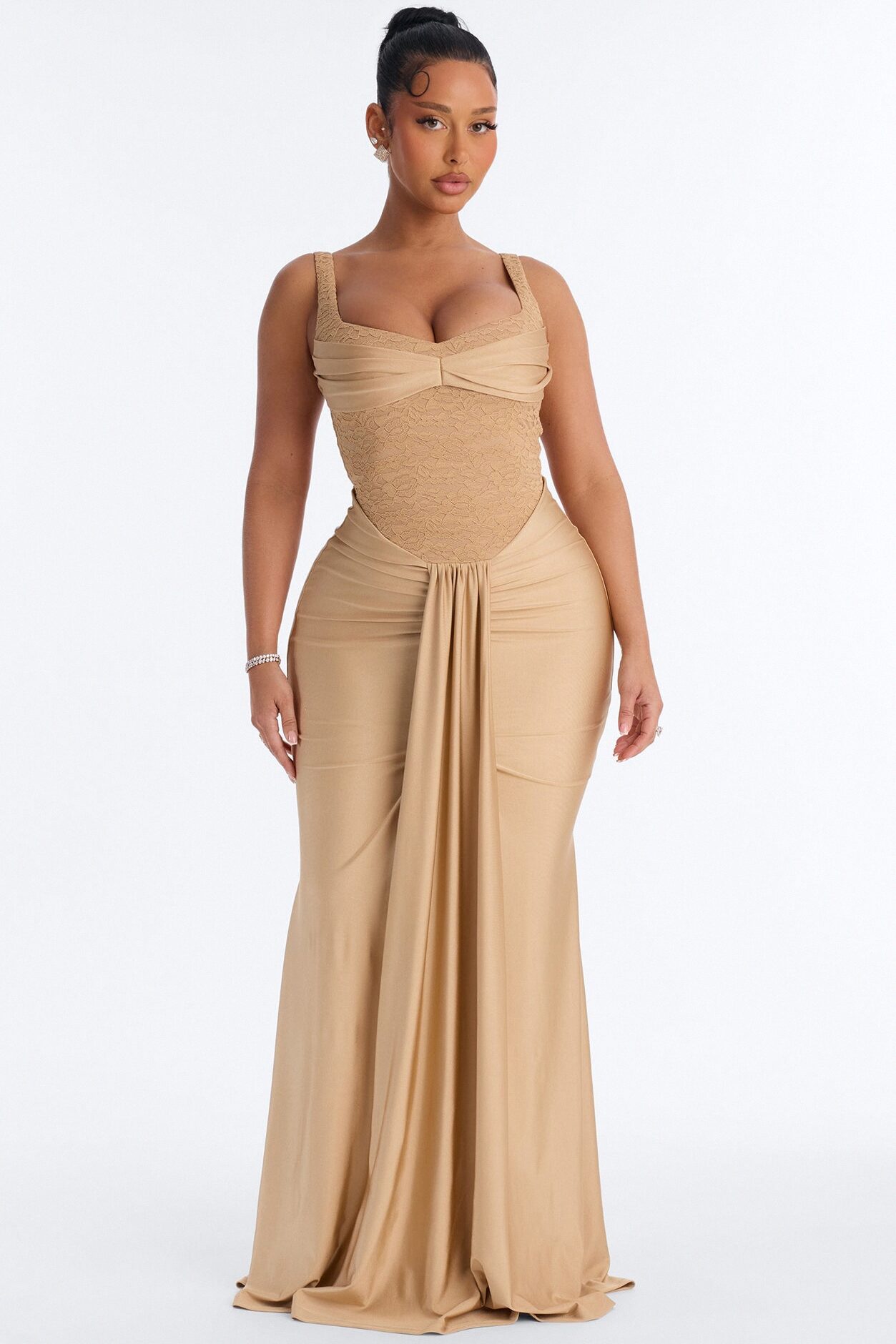 Chateau Hour Gown - Nude