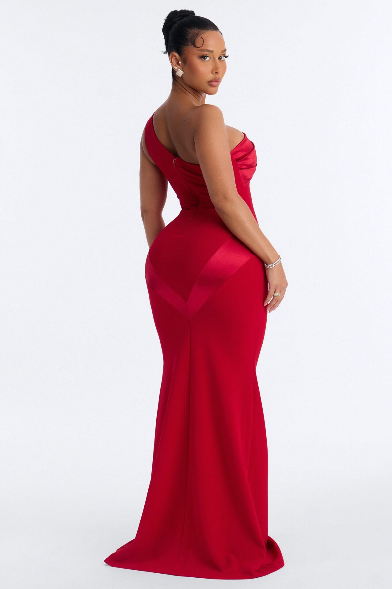 Immediate Yes One Shoulder Gown - Red