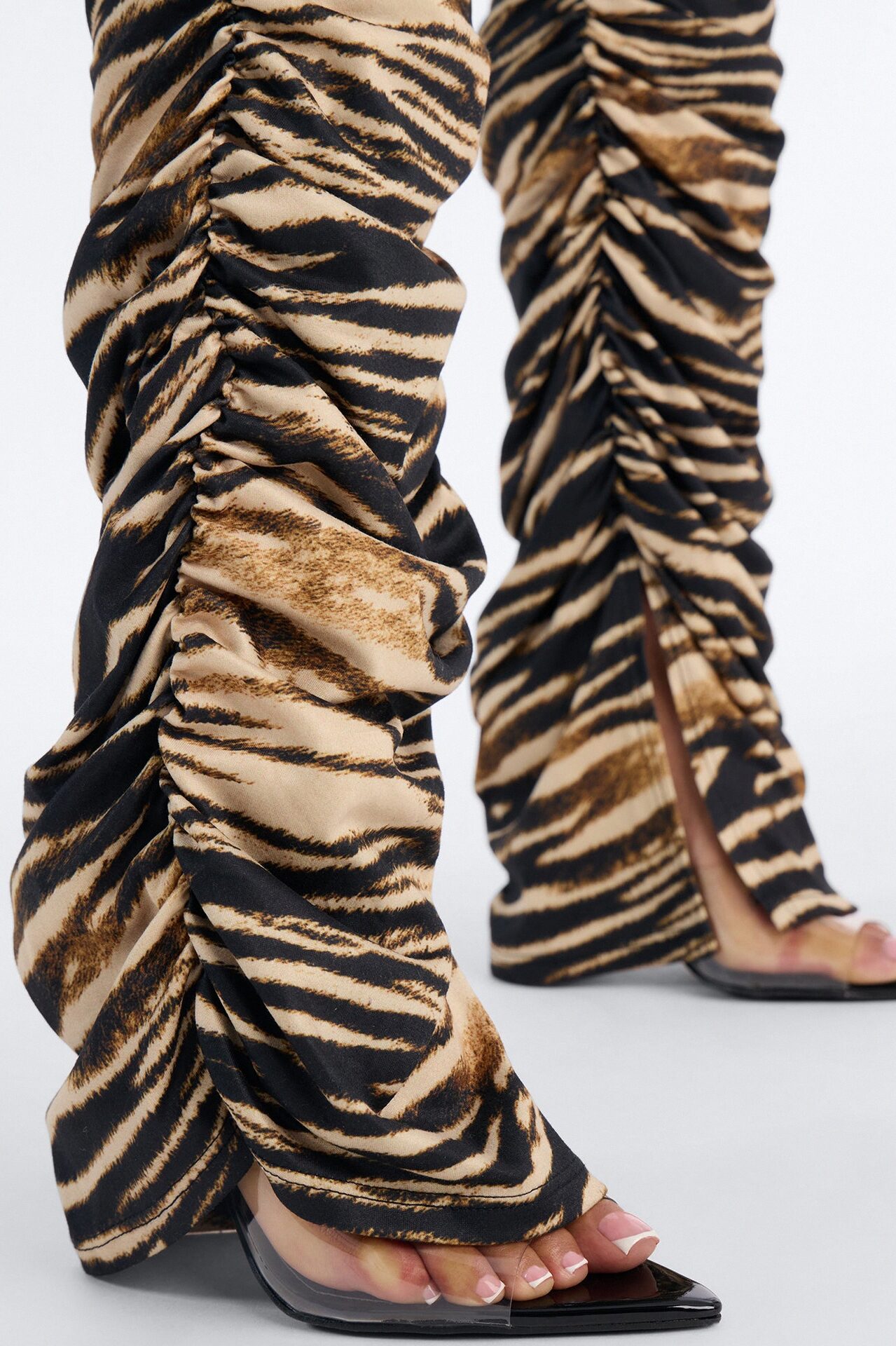 Labeled Luxe Stacked Skinny Pant - Tan/Multi