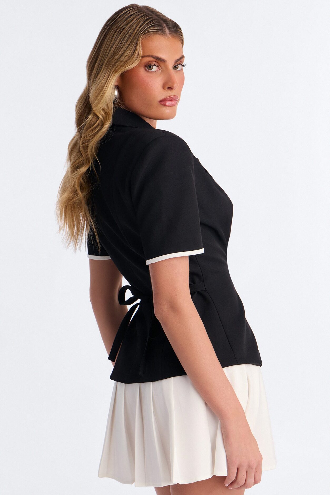 Claire Contrast Trim Mini Dress - Black/White