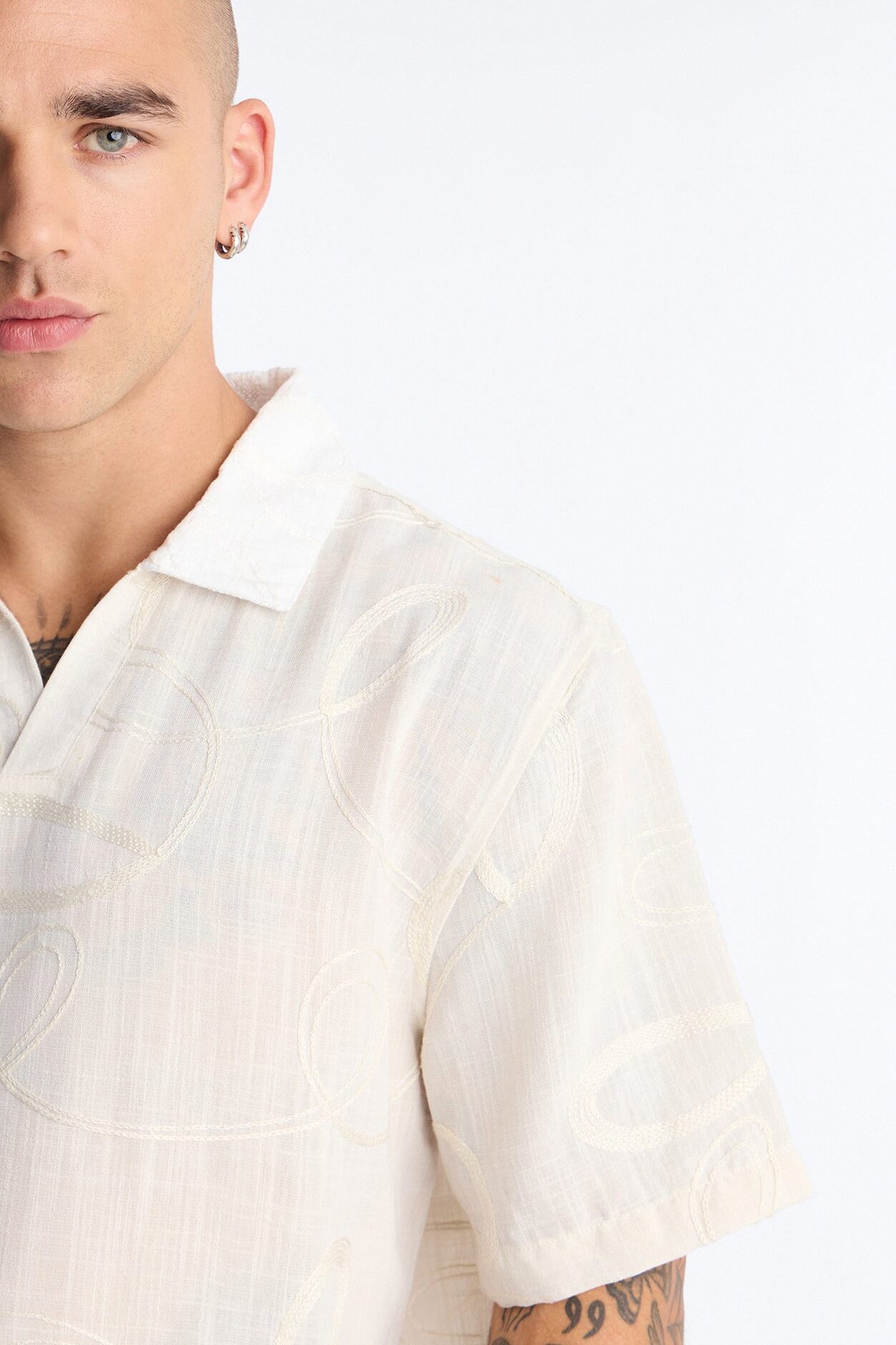 Relaxed Swizzle Johnny Collar Polo - Cream