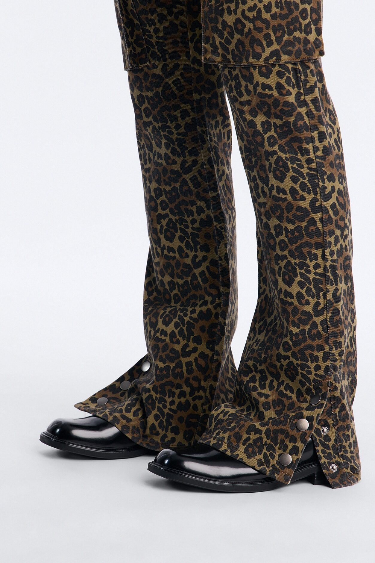 Stacked Slim Flare Wildin Out Snap Slit Jean - Brown
