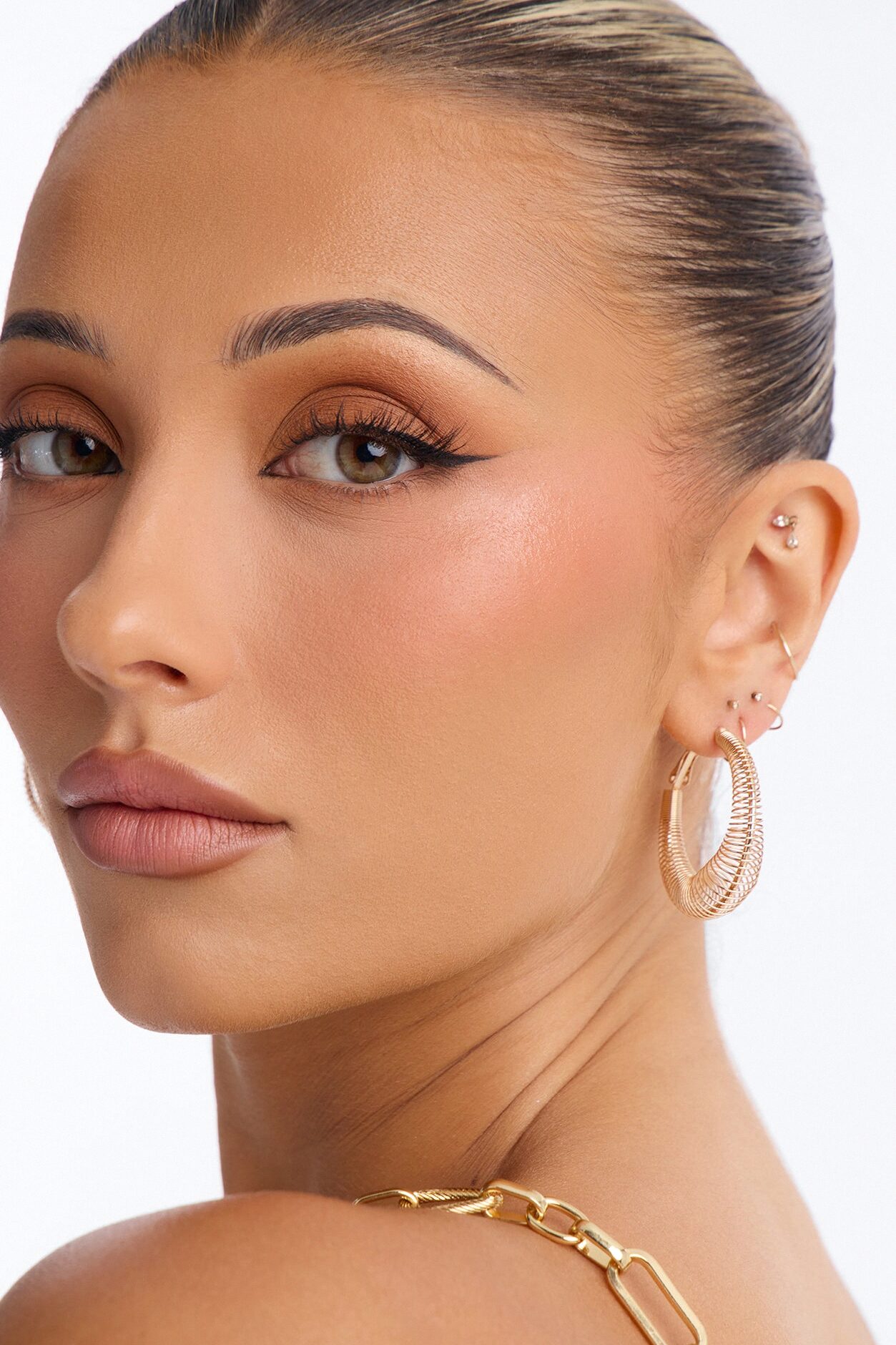 Simply You Hoop Earrings - Gold