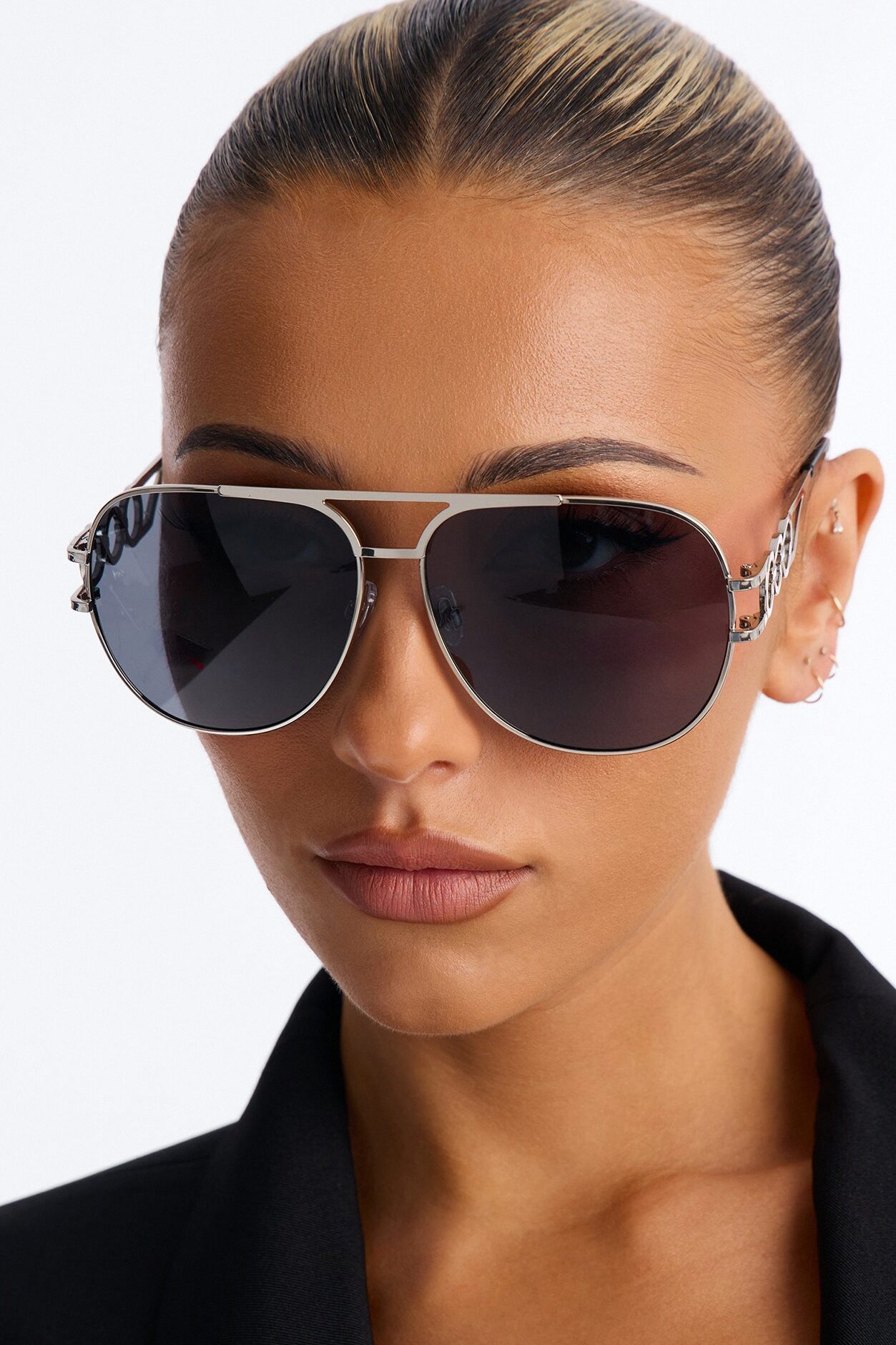 Shotgun Baddie Sunglasses - Silver/Black