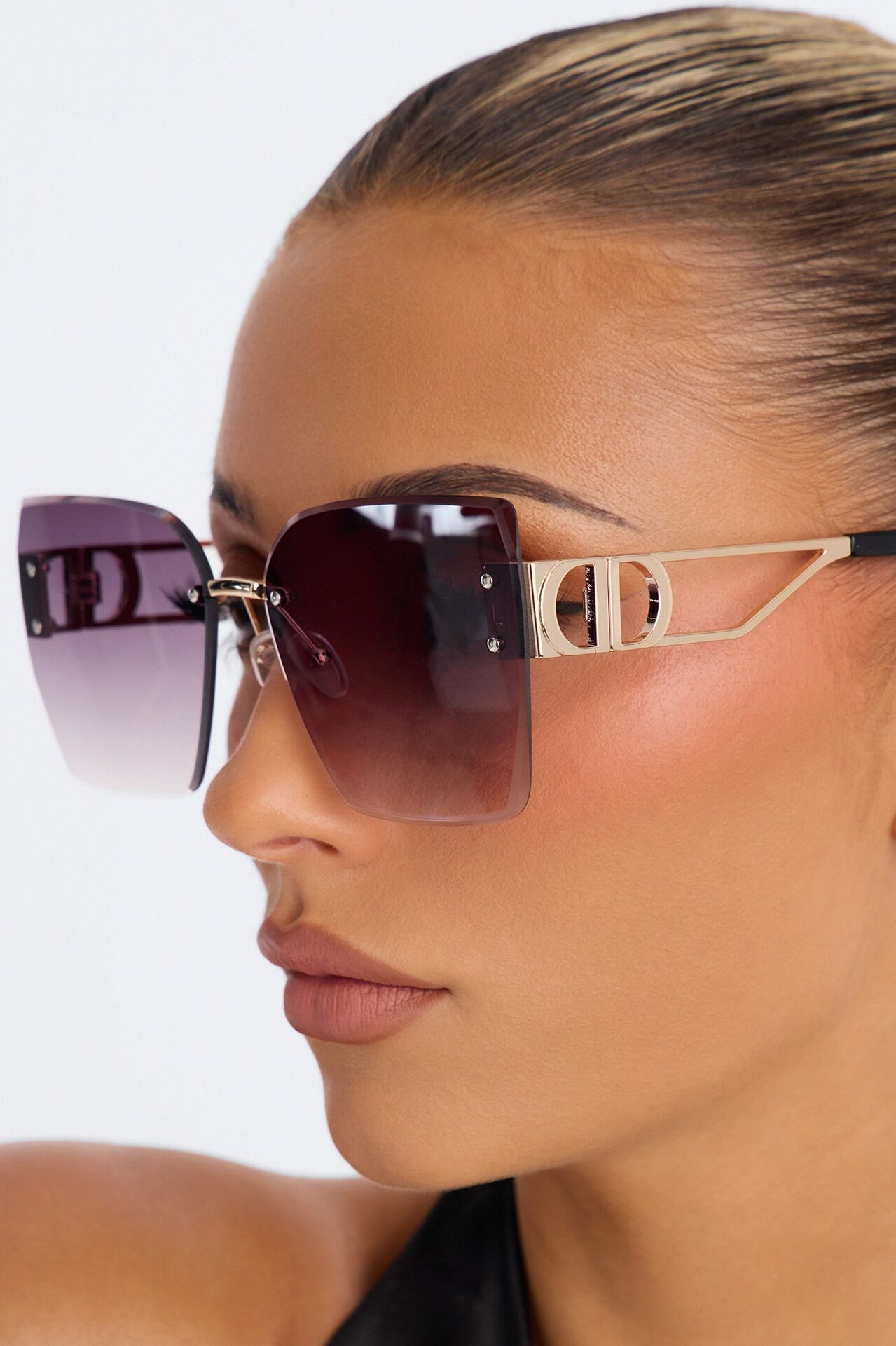Chic Lady Sunglasses - Gold/Black