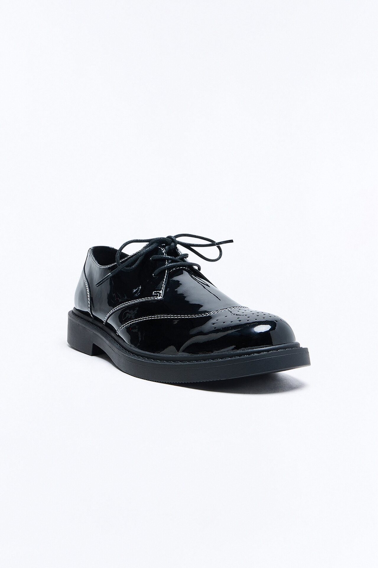 Faux Patent Leather Oxford Lace Up Shoes - Black