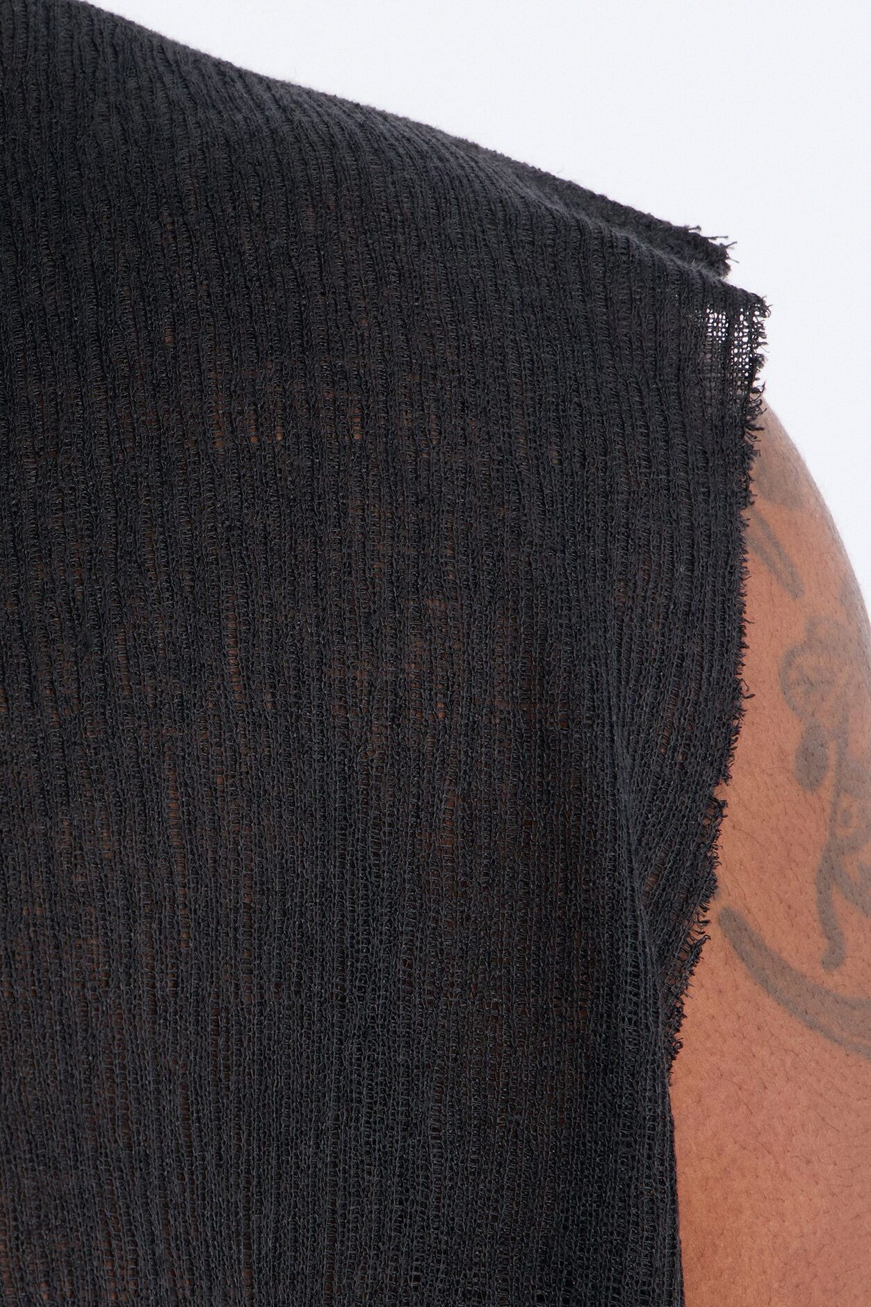 Oversized Sand Shell Sleeveless Tee - Black