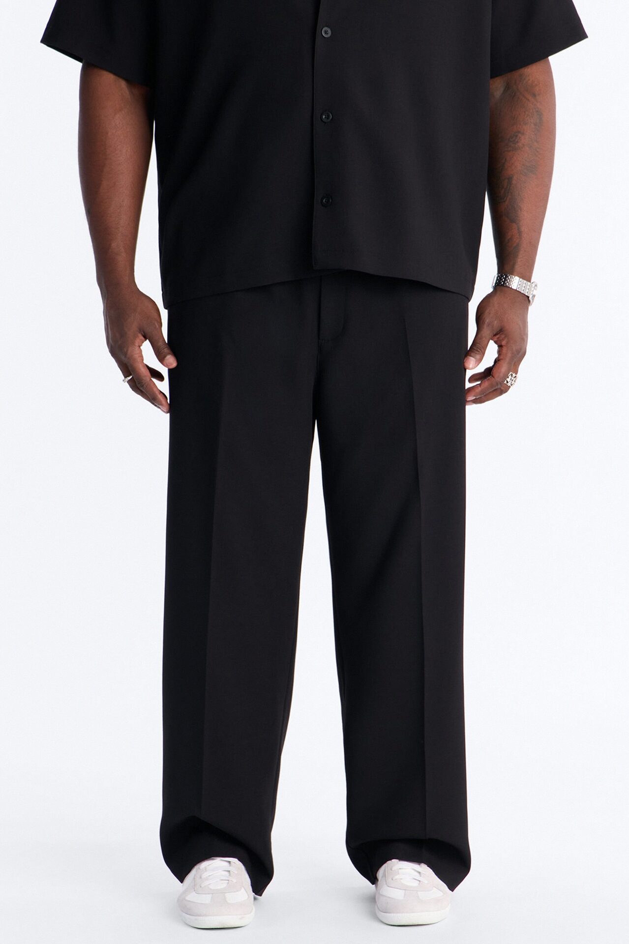 Modern Essential Relaxed Trouser - Black