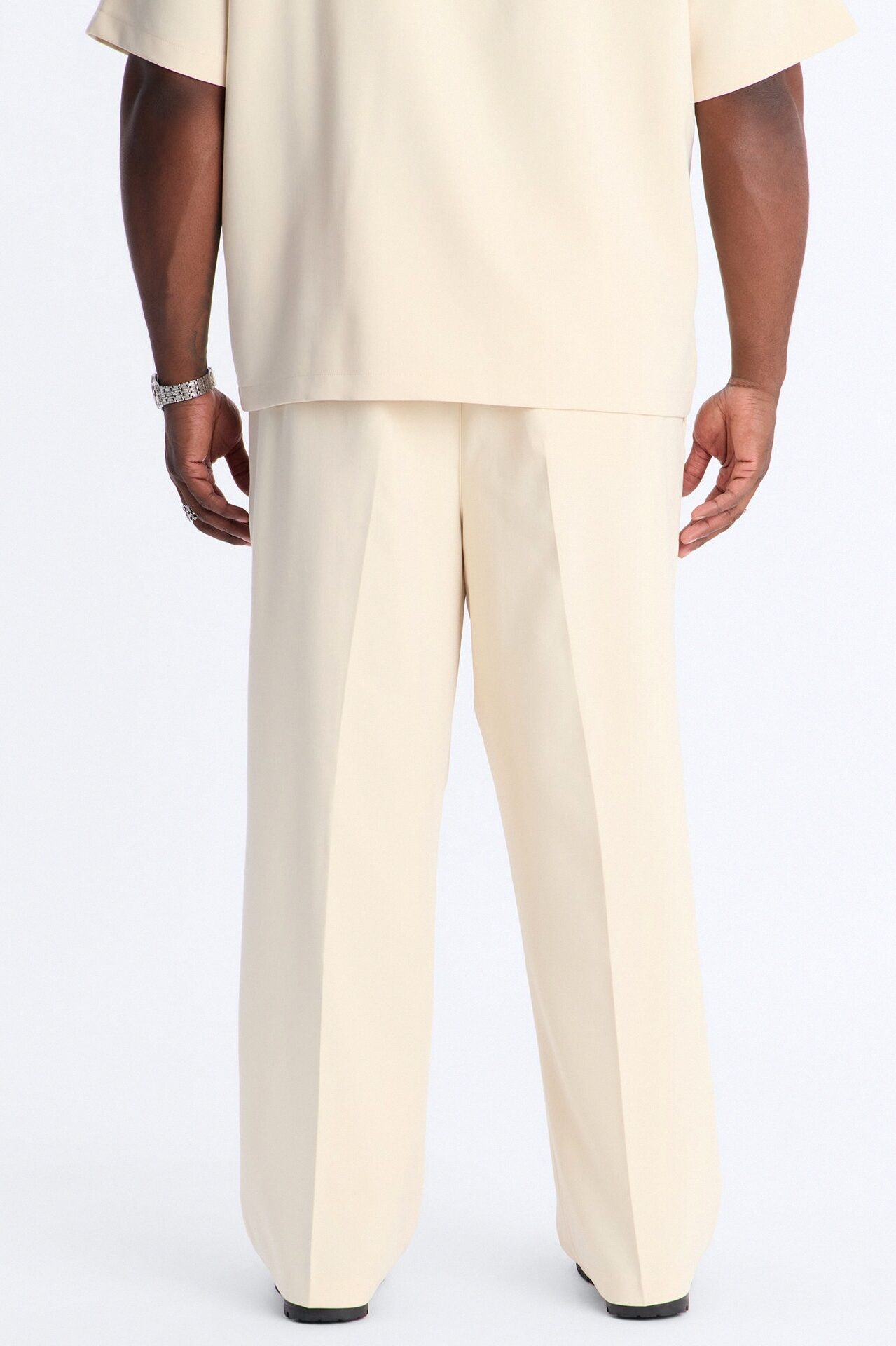 Modern Essential Relaxed Trouser - Beige