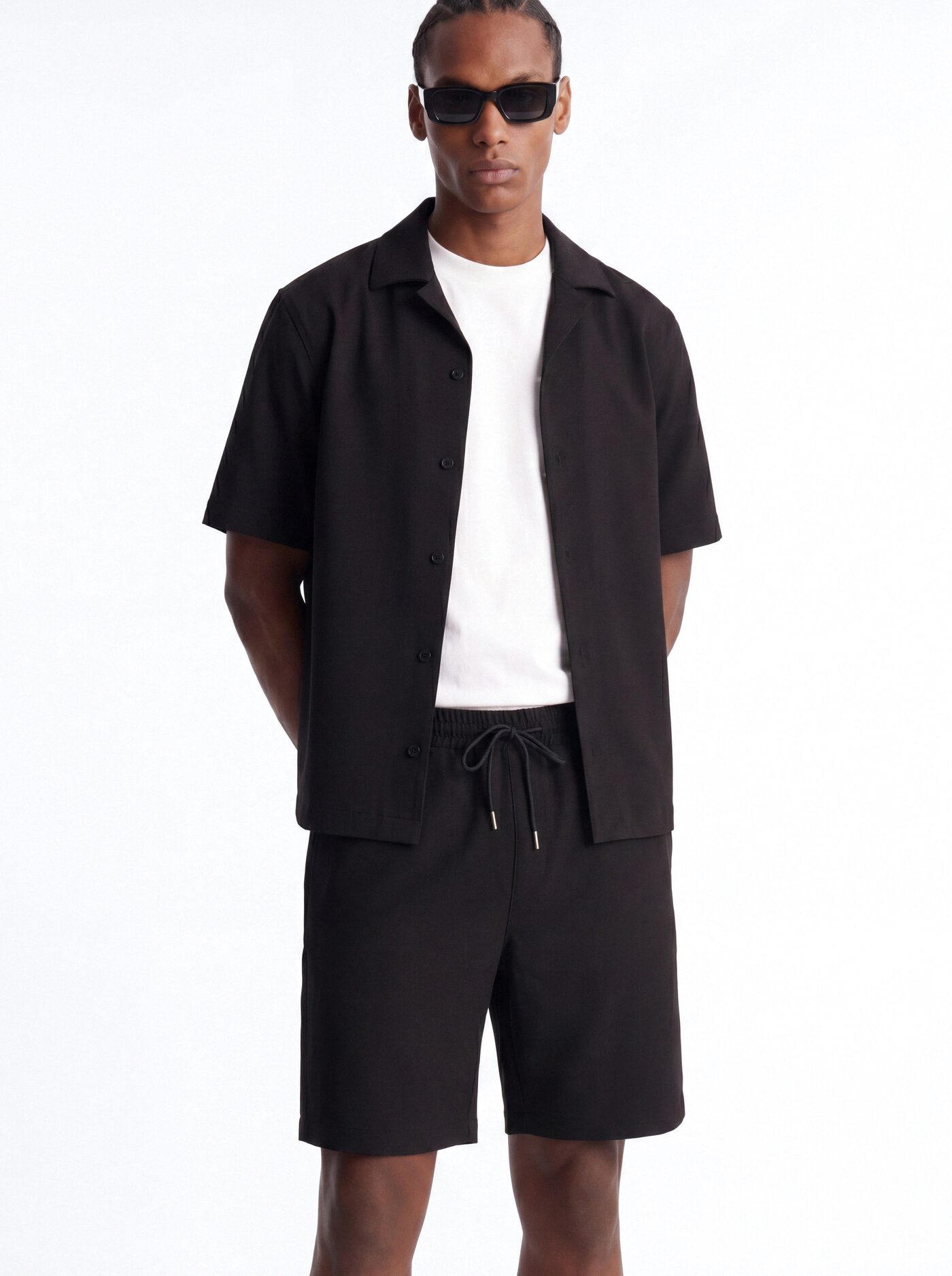 Modern Essential Classic Short - Black