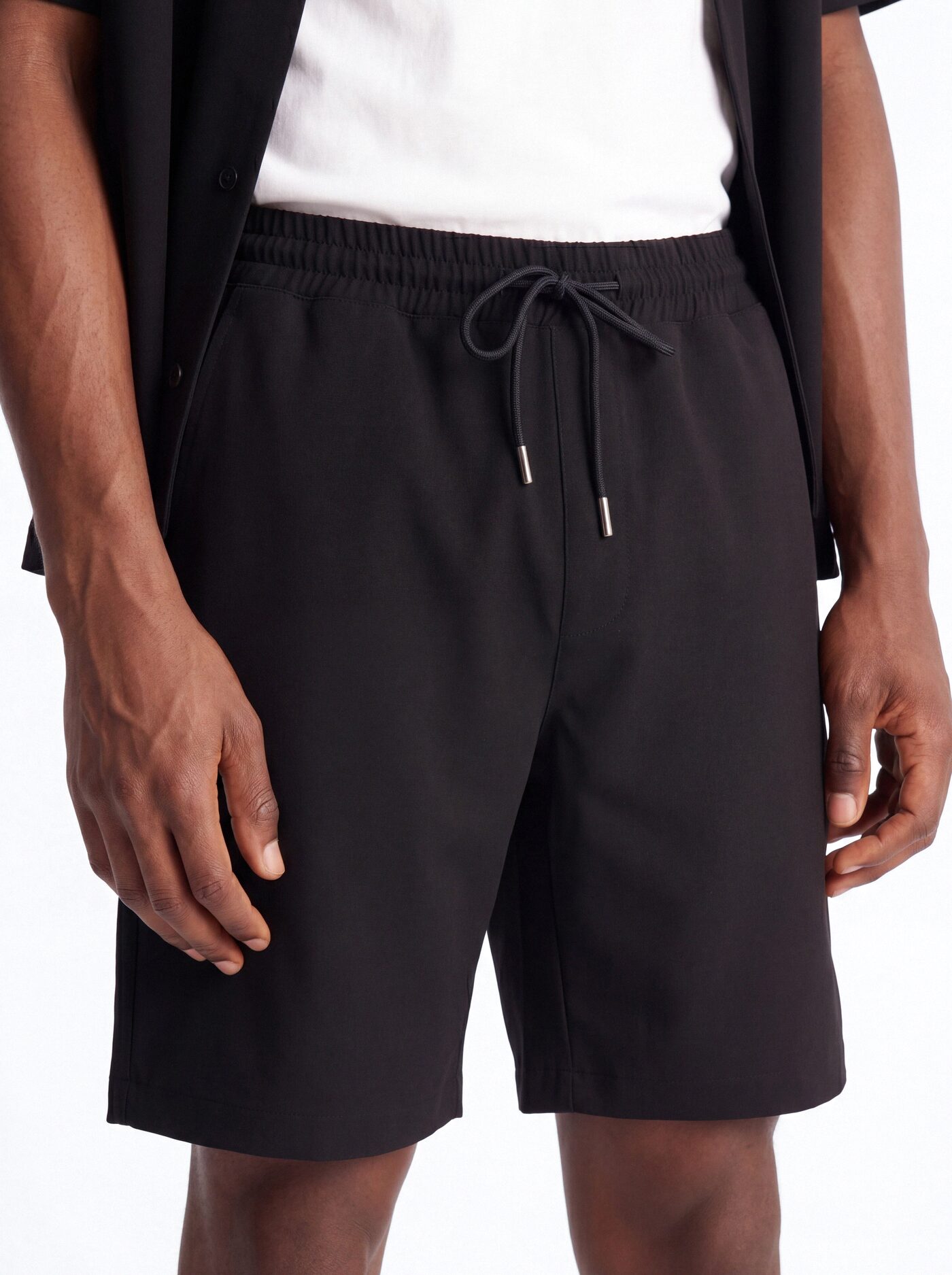 Modern Essential Classic Short - Black