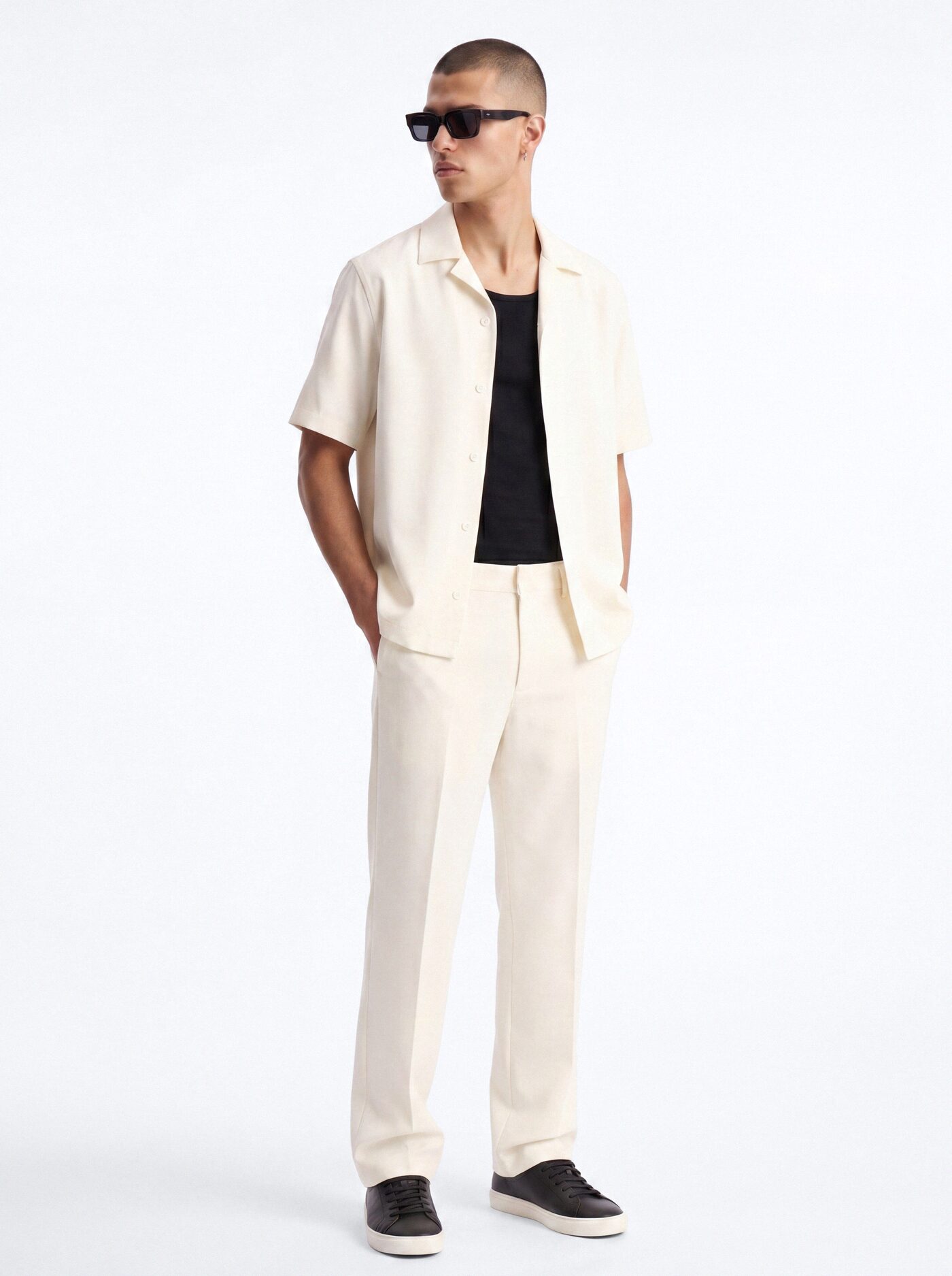 Modern Essential Relaxed Straight Hybrid Waist Trouser - Off White