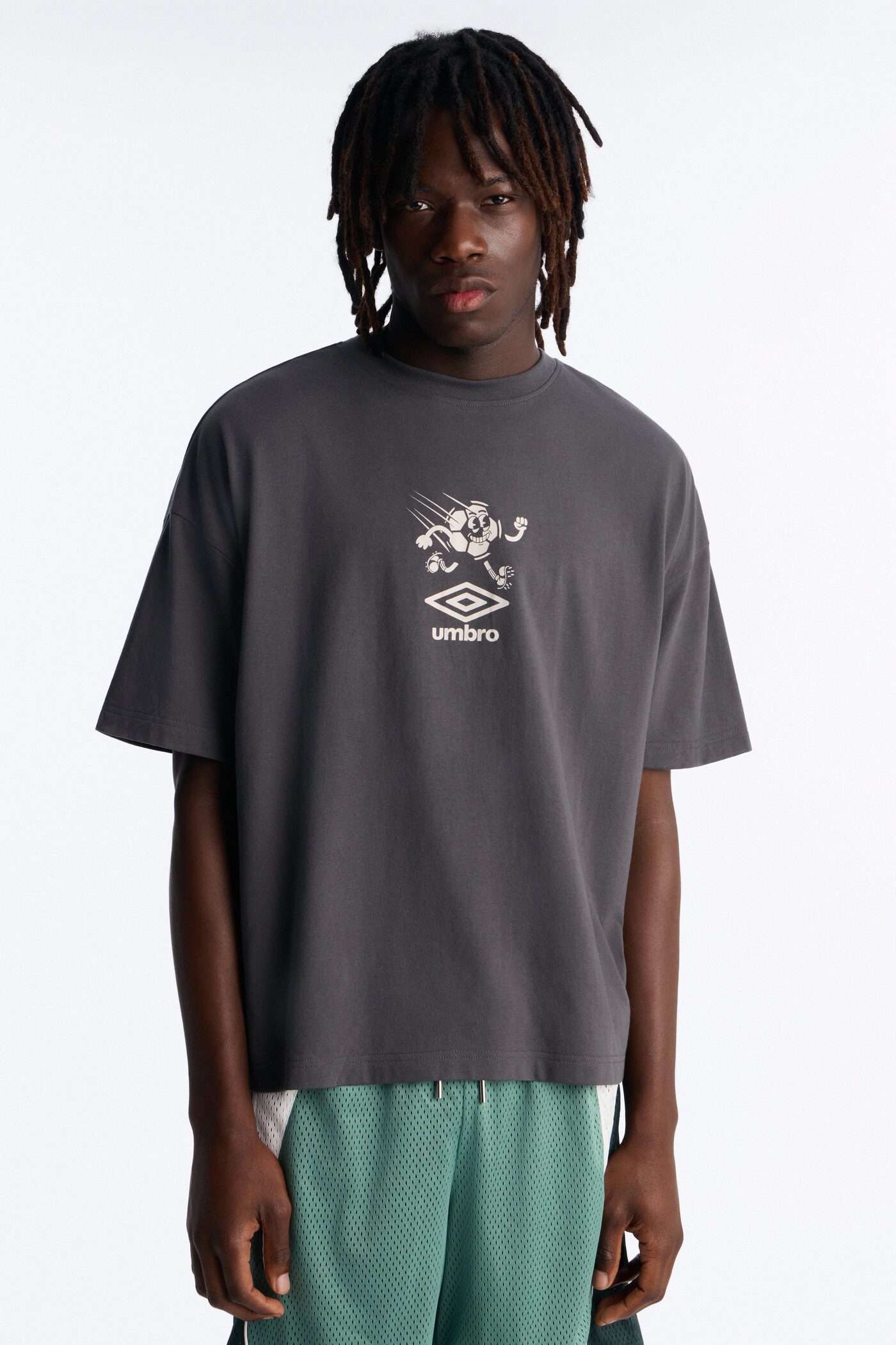 Umbro International Soccer 2026 Short Sleeve Tee - Black