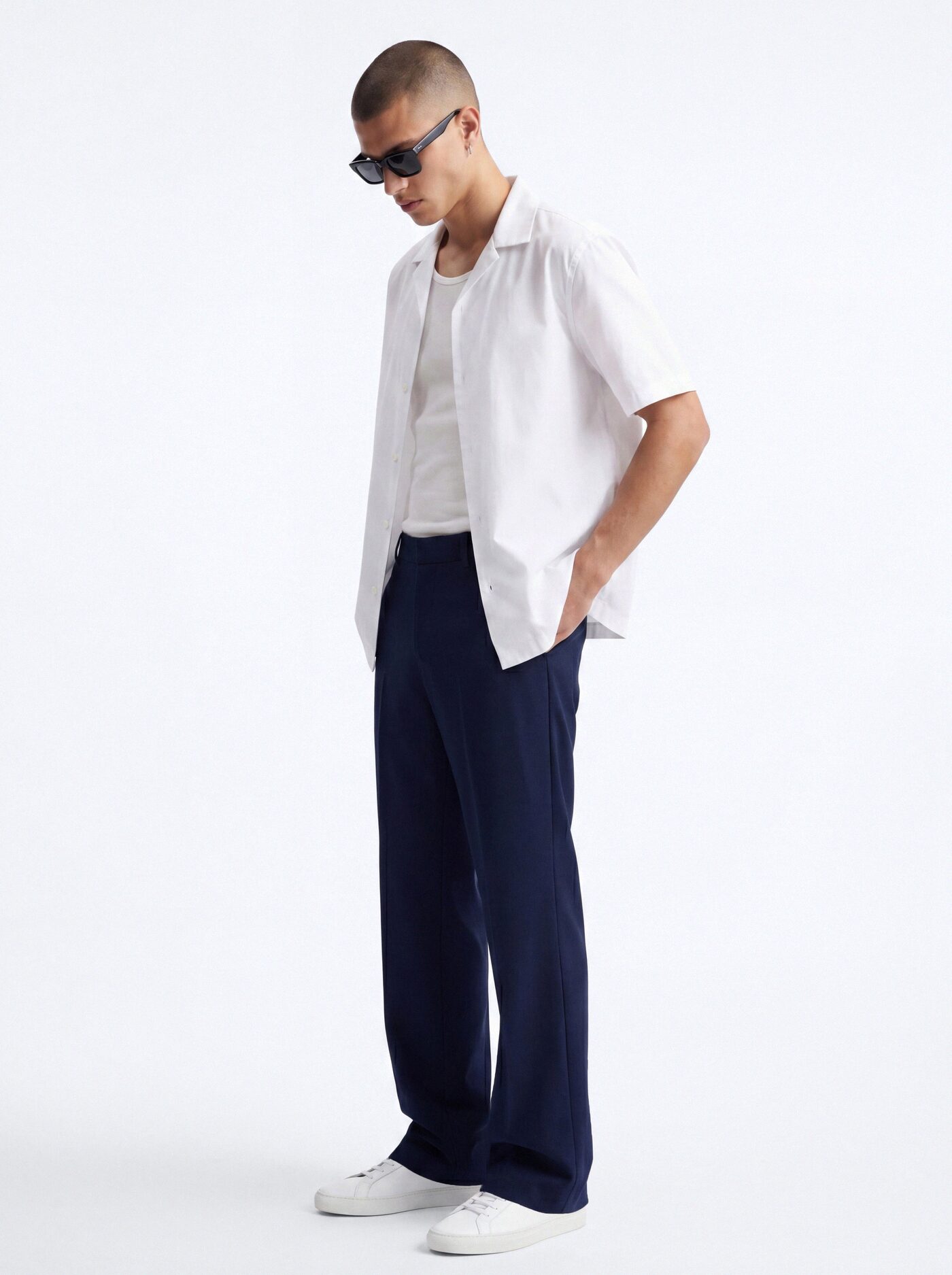 Modern Essential Relaxed Straight Hybrid Waist Trouser - Navy