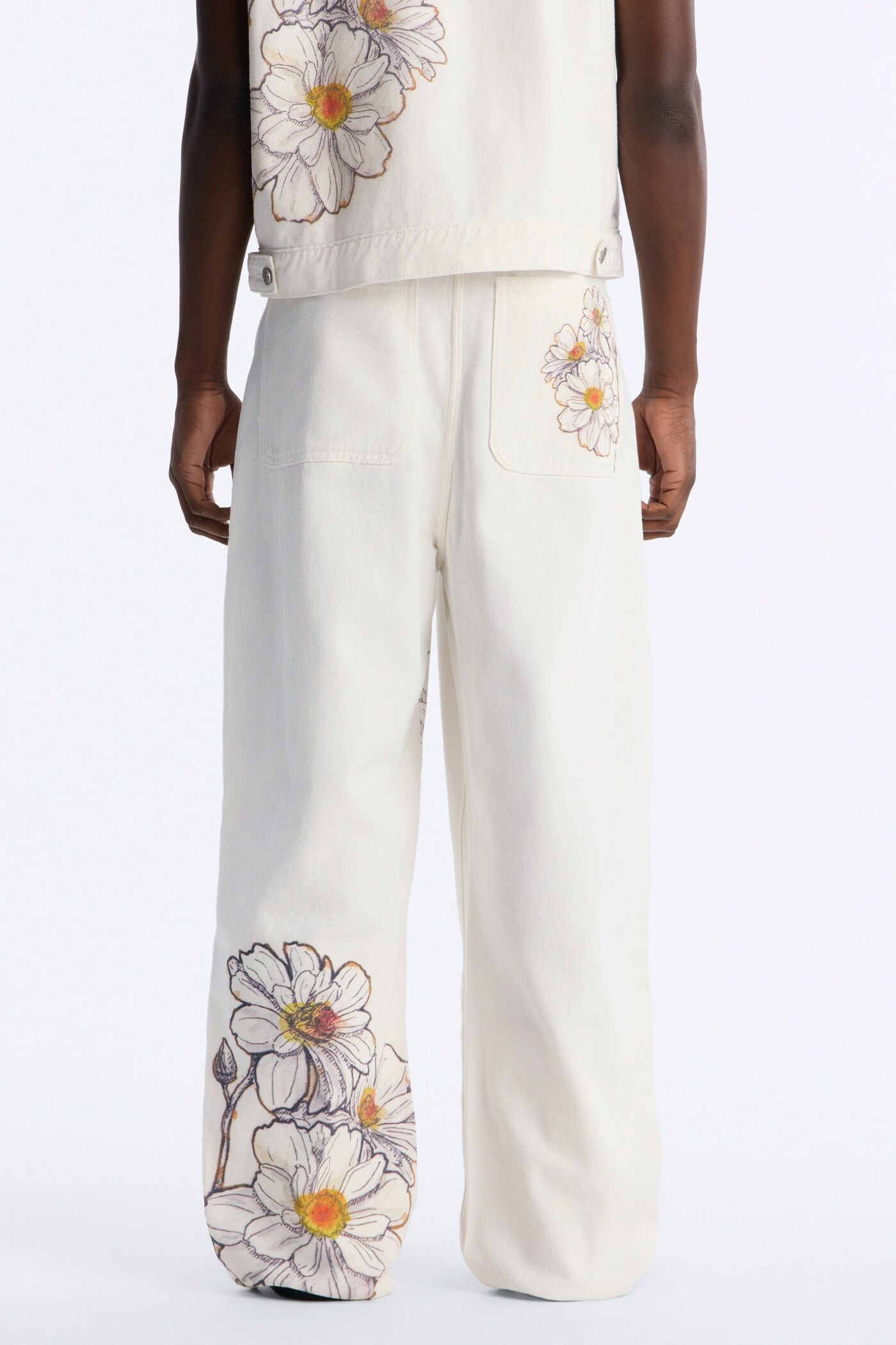 Maison Flora Baggy Jean - White