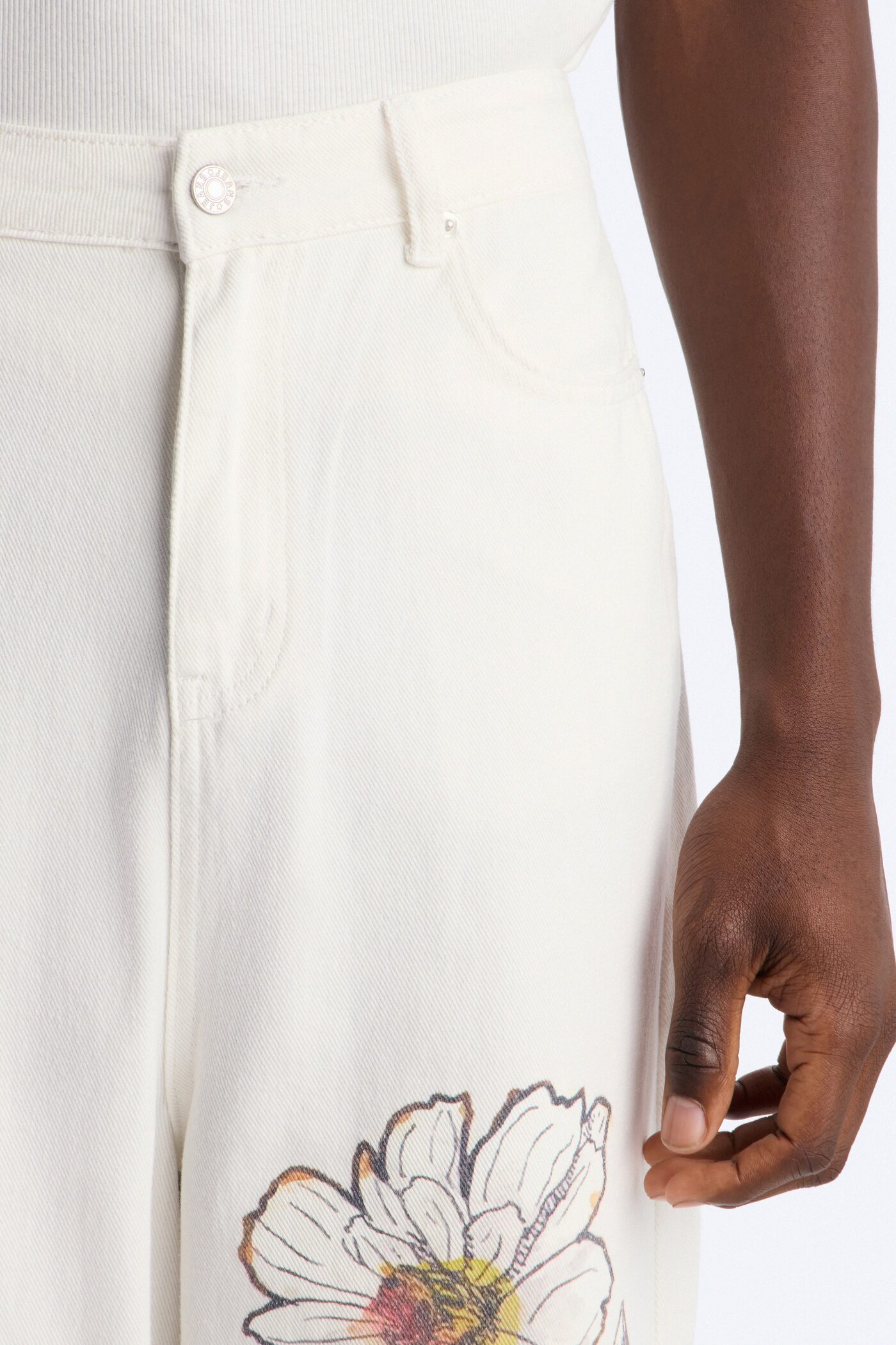 Maison Flora Baggy Jean - White
