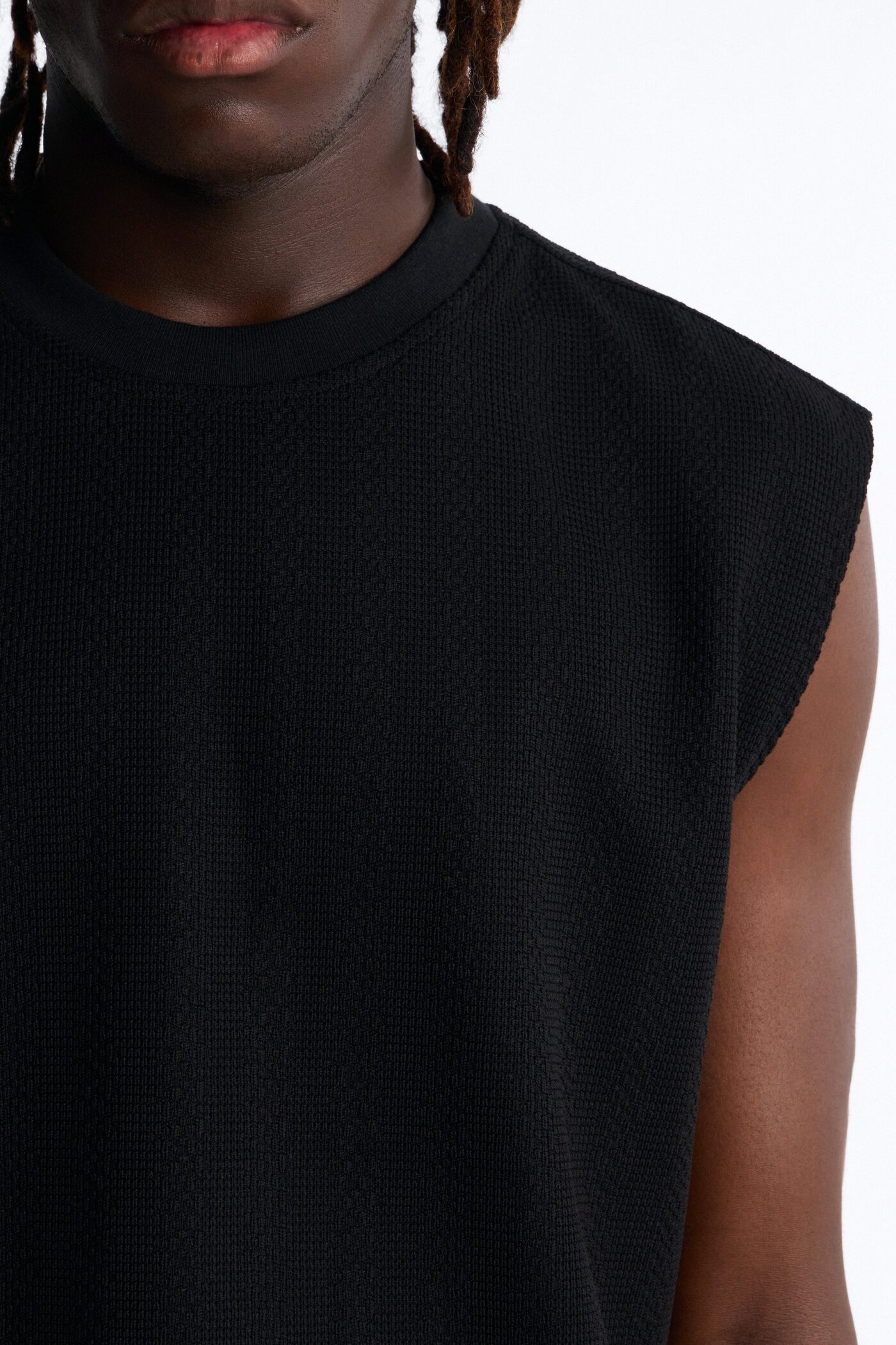Relaxed Seabreeze By Starlight Sleeveless Tee - Black