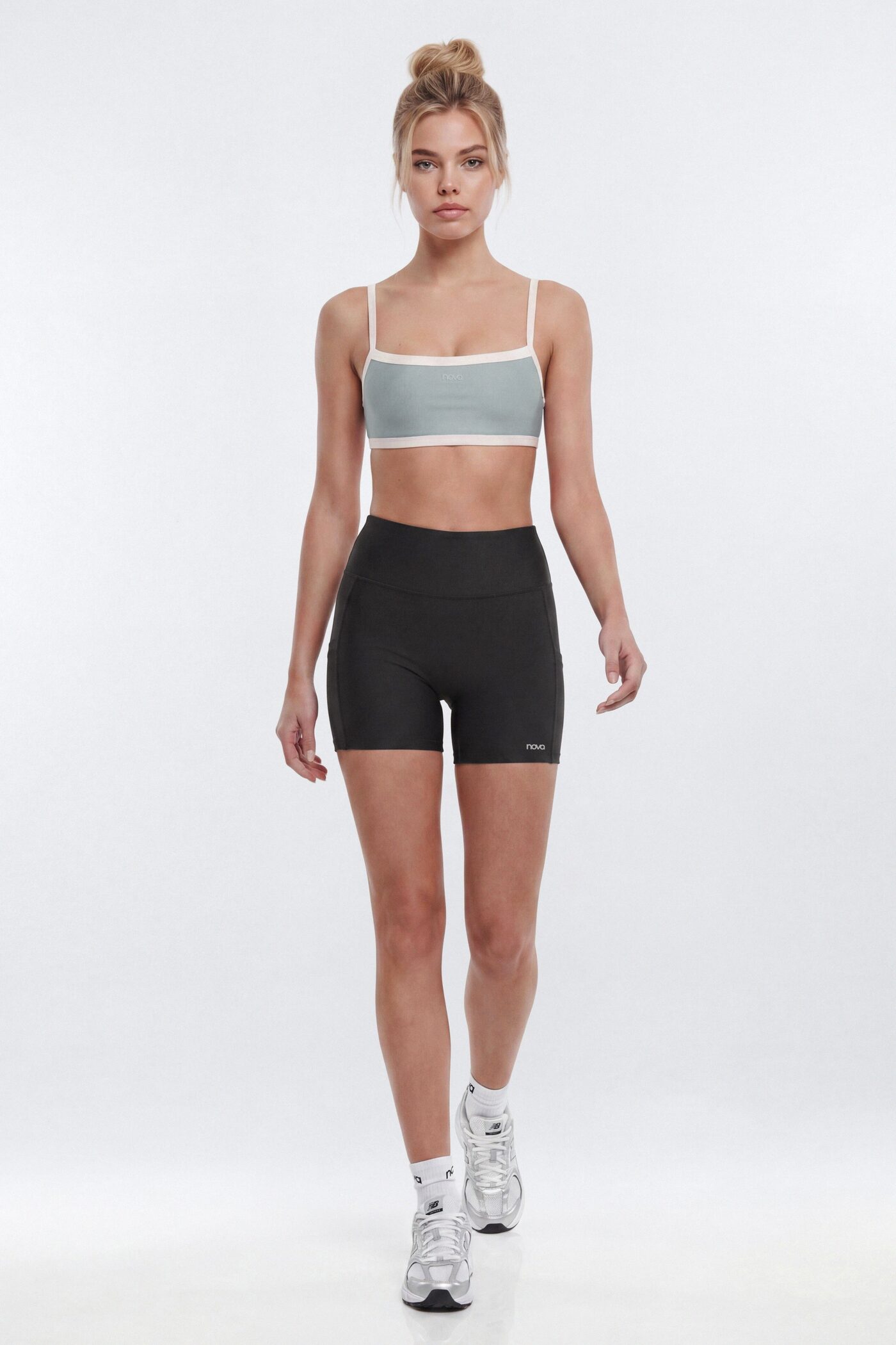 AirSculpt™ 5″ Side Pocket Mid Rise Biker Short - Black