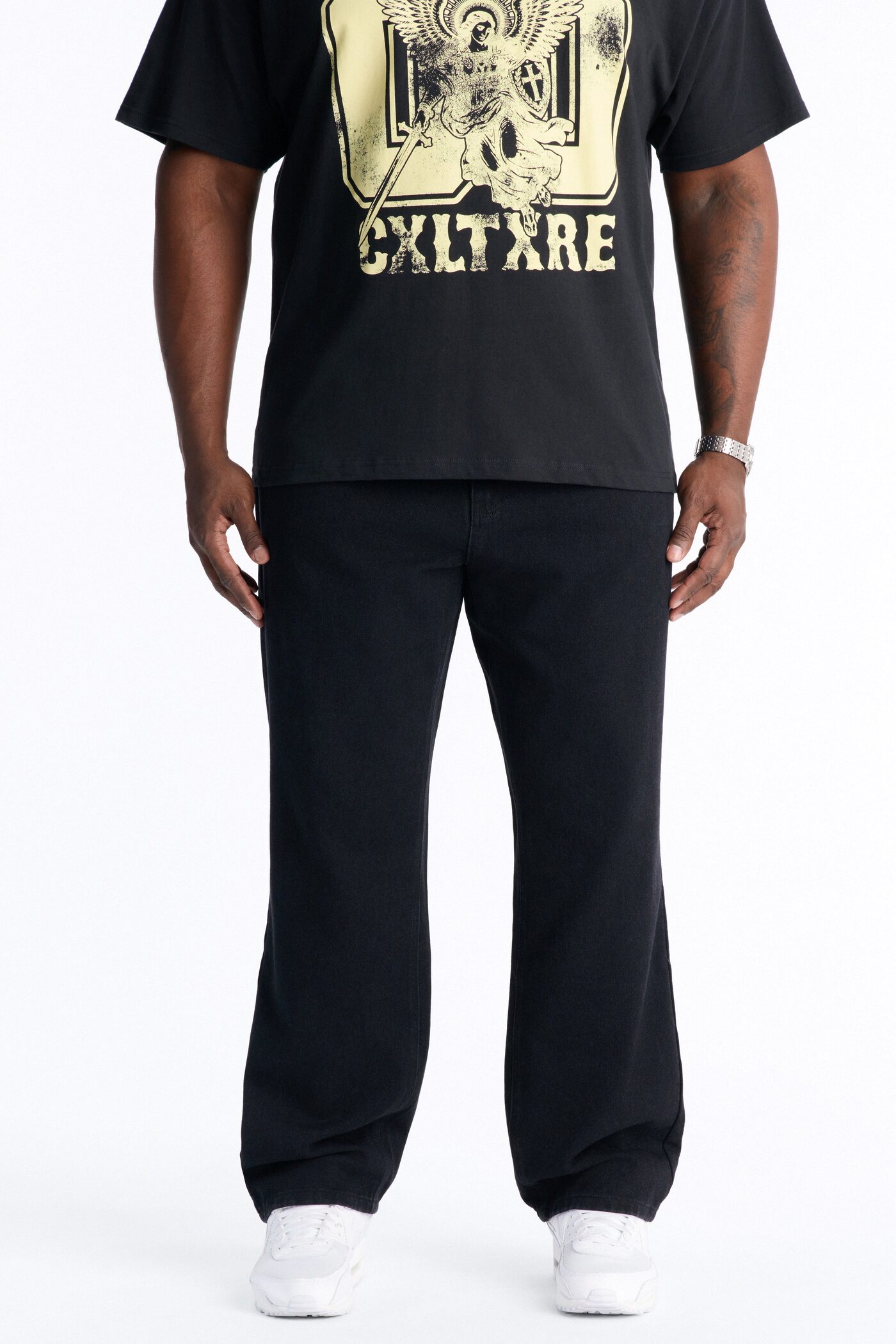Routine Straight Jean - Black