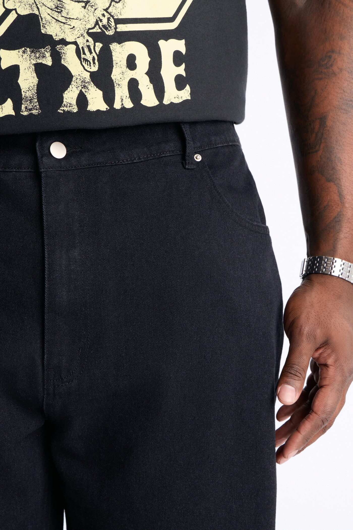 Routine Straight Jean - Black