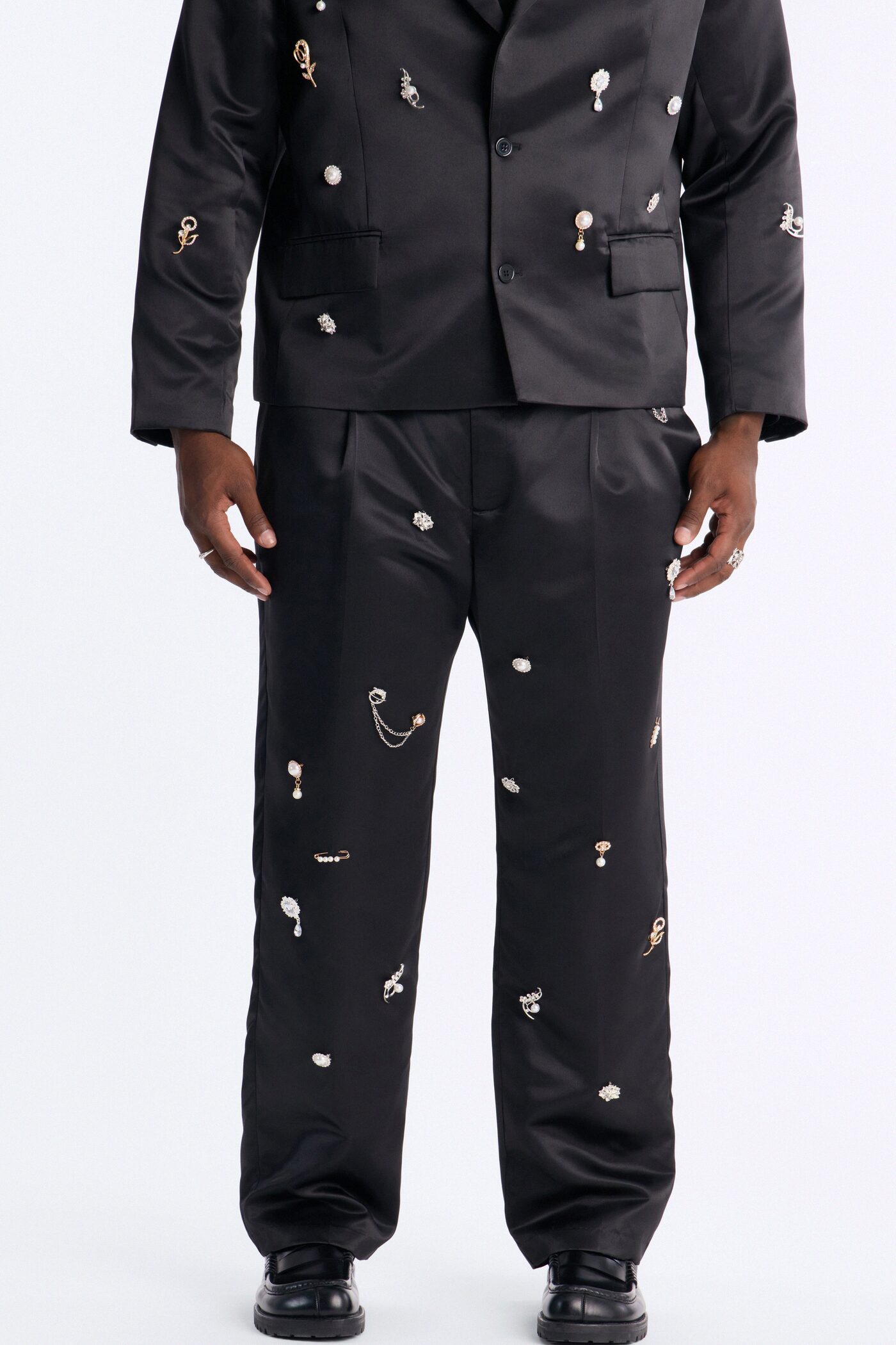 Regal All Over Brooch Relaxed Trouser - Black