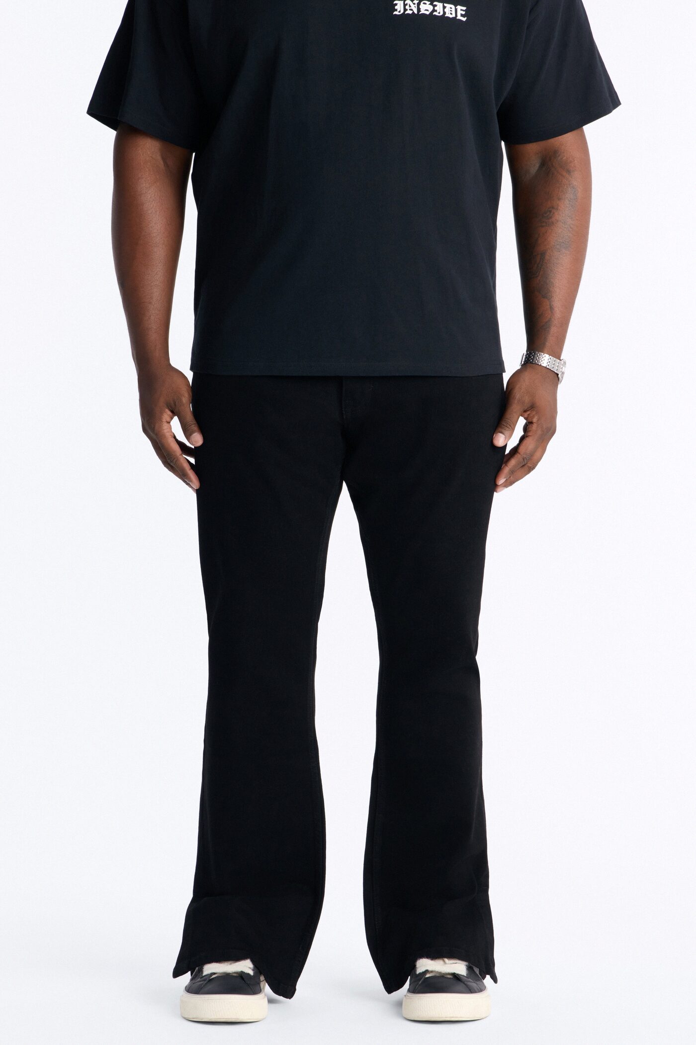 Upstanding Slit Stacked Slim Flare Jeans - Black