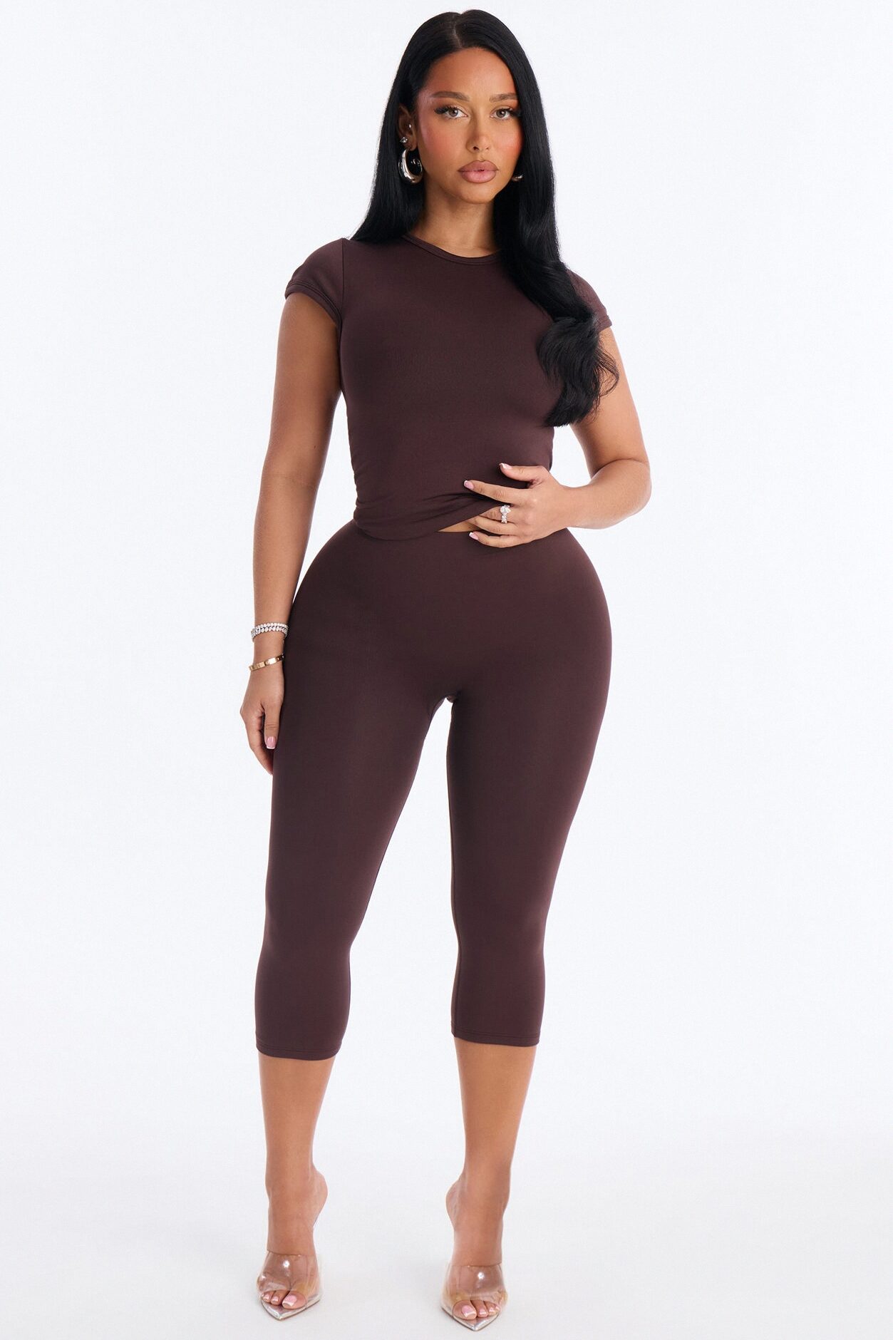 Seamless Smooth Double Lined Capri Pant - Chocolate