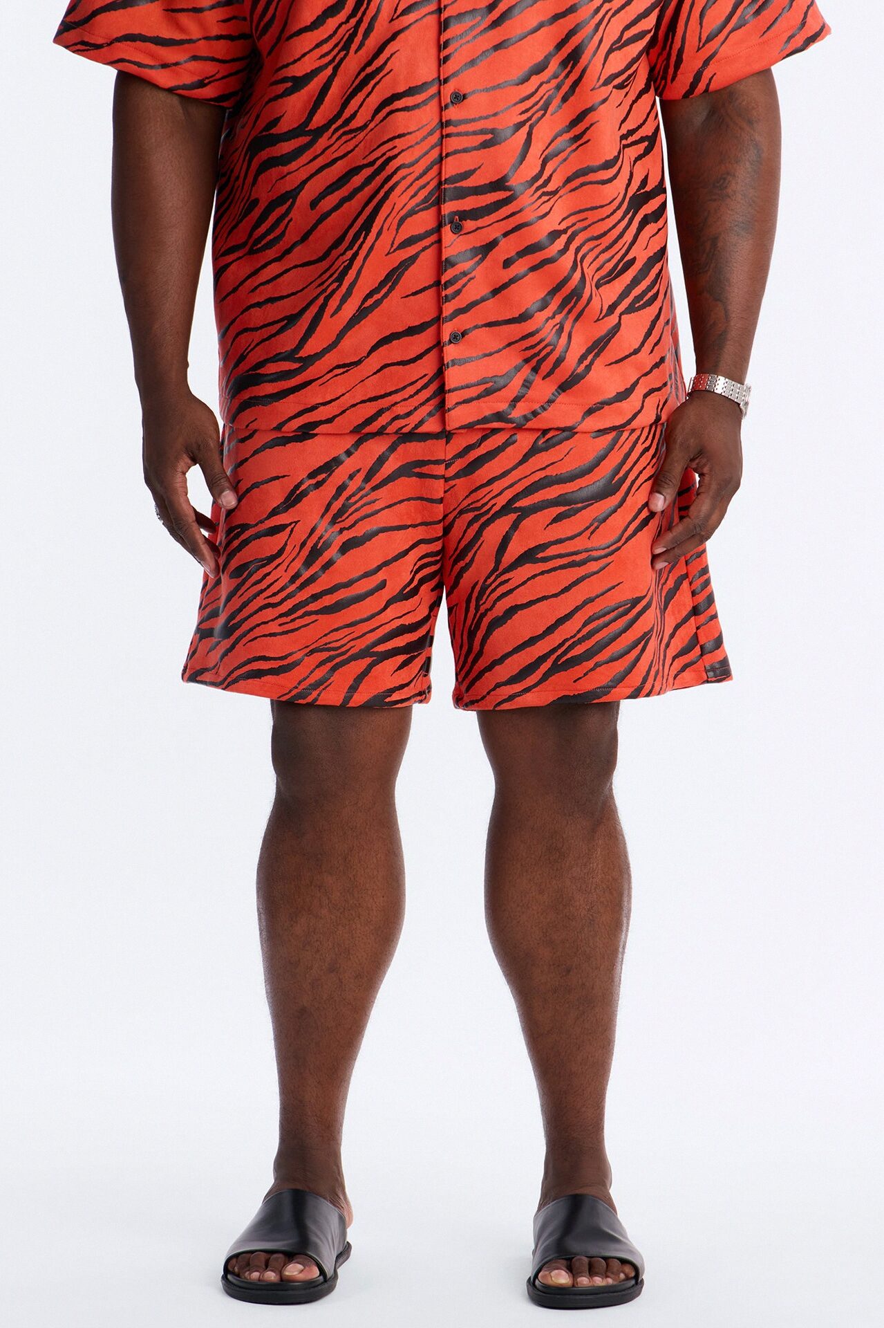 Relaxed Can't Be Tamed Short - Orange
