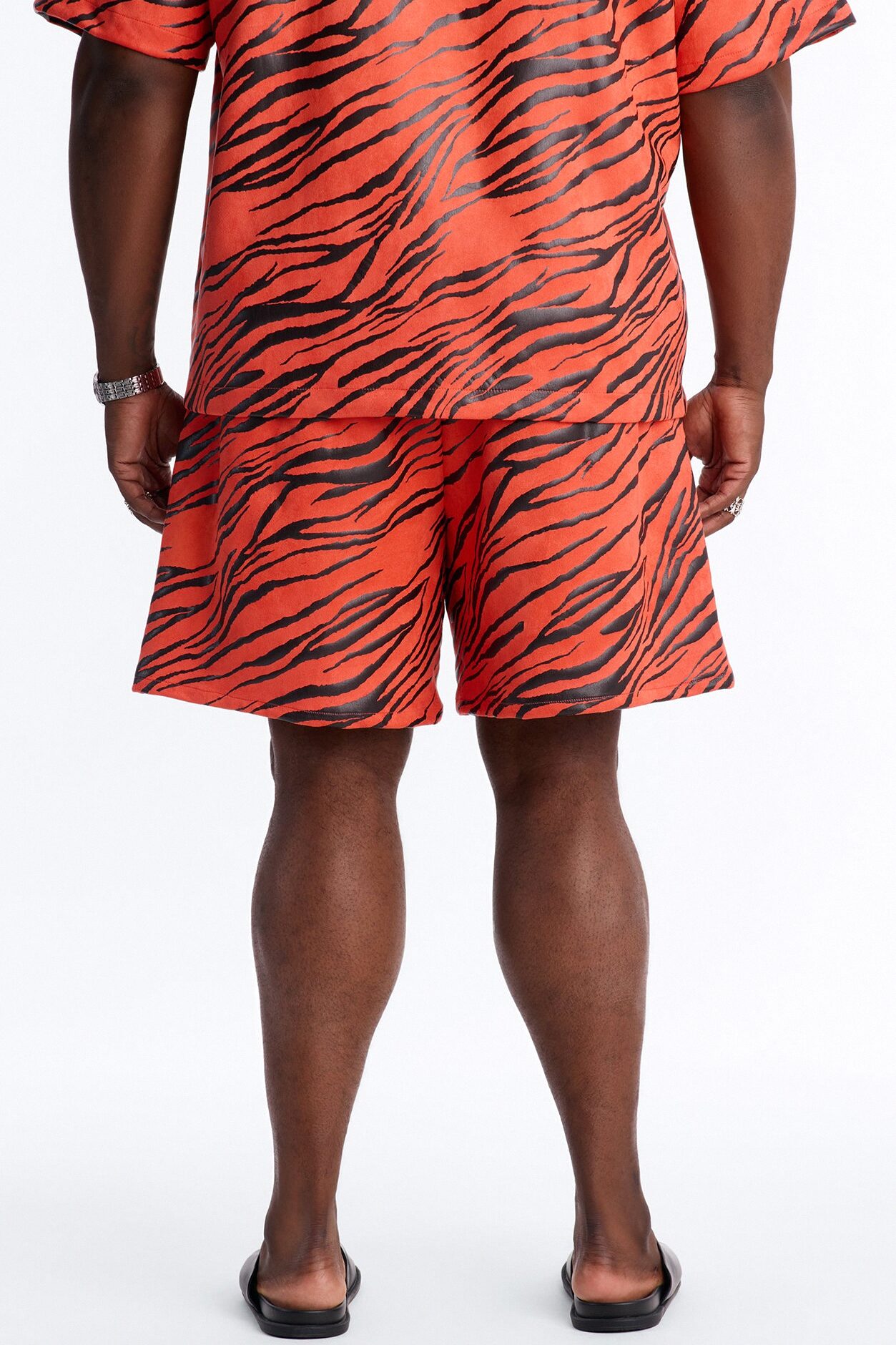 Relaxed Can't Be Tamed Short - Orange