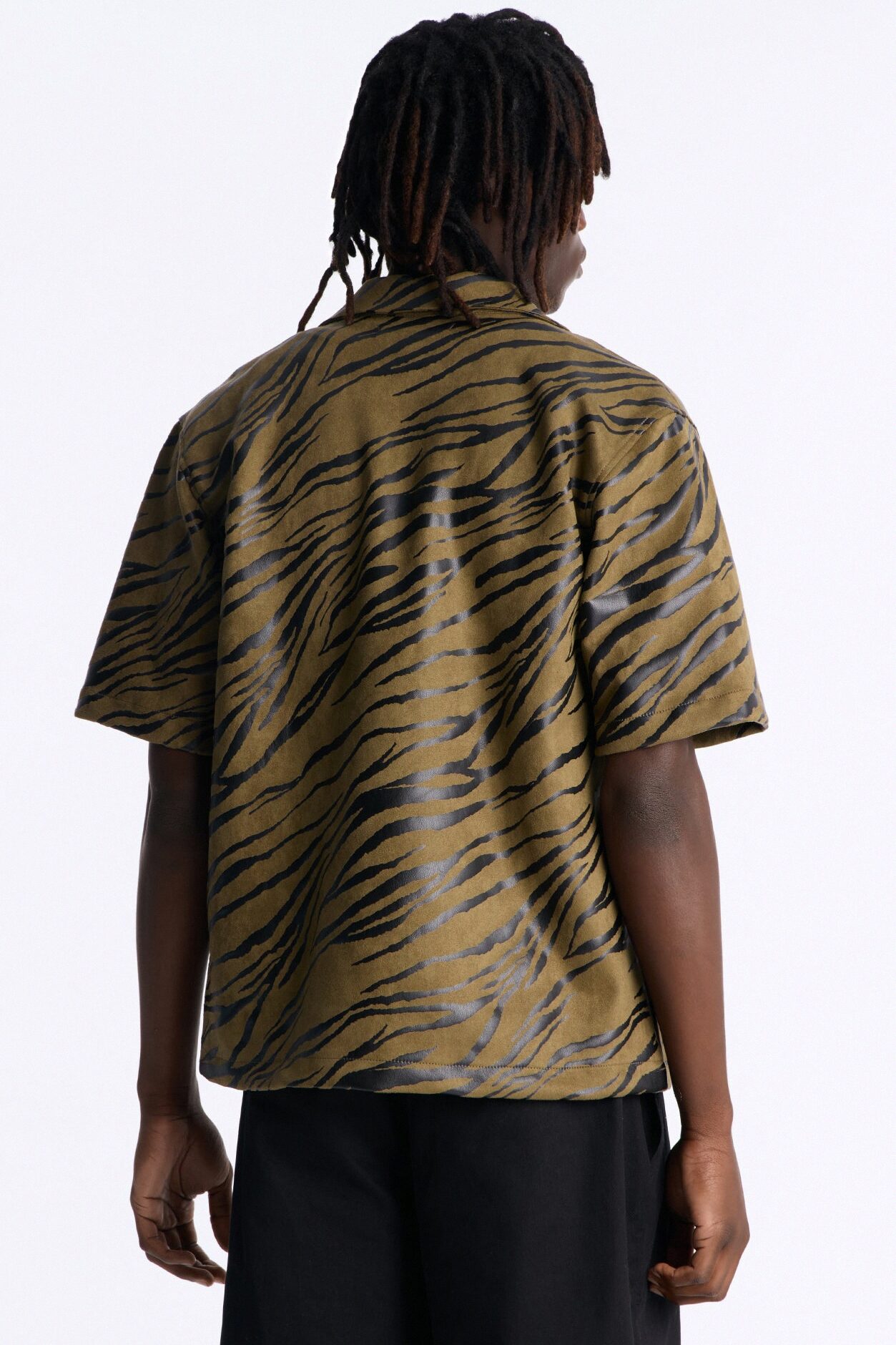Can't Be Tamed Cuban Collar Button Up Shirt - Green