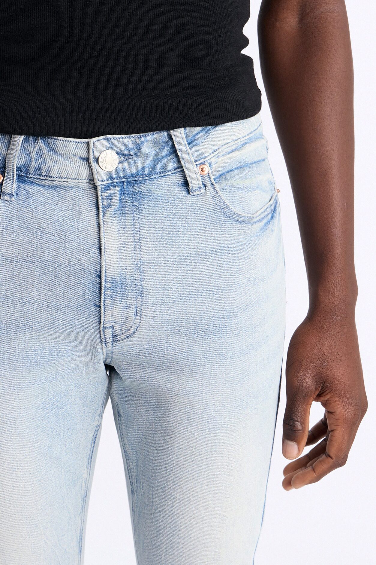 Dreamy Stacked Skinny Flare Jeans - Light Blue Wash