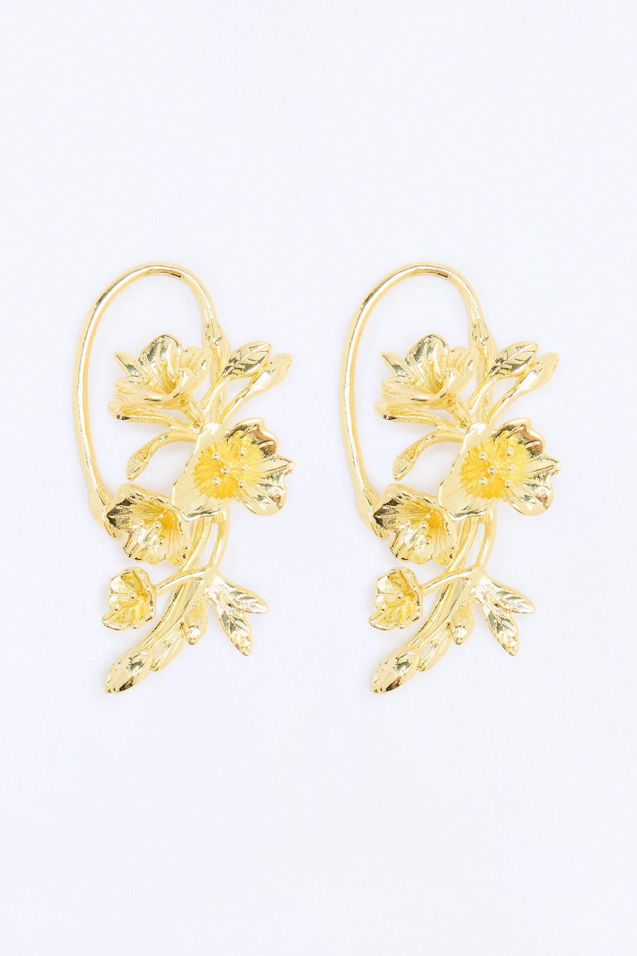 Blooming Spring Ear Cuff - Gold
