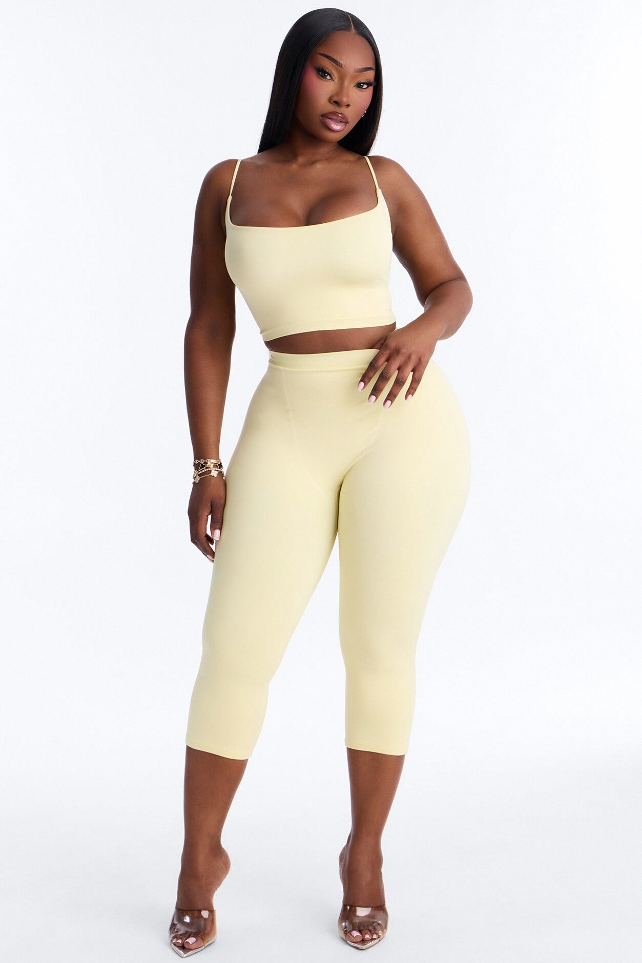 Seamless Smooth Double Lined Capri Pant - Butter Yellow