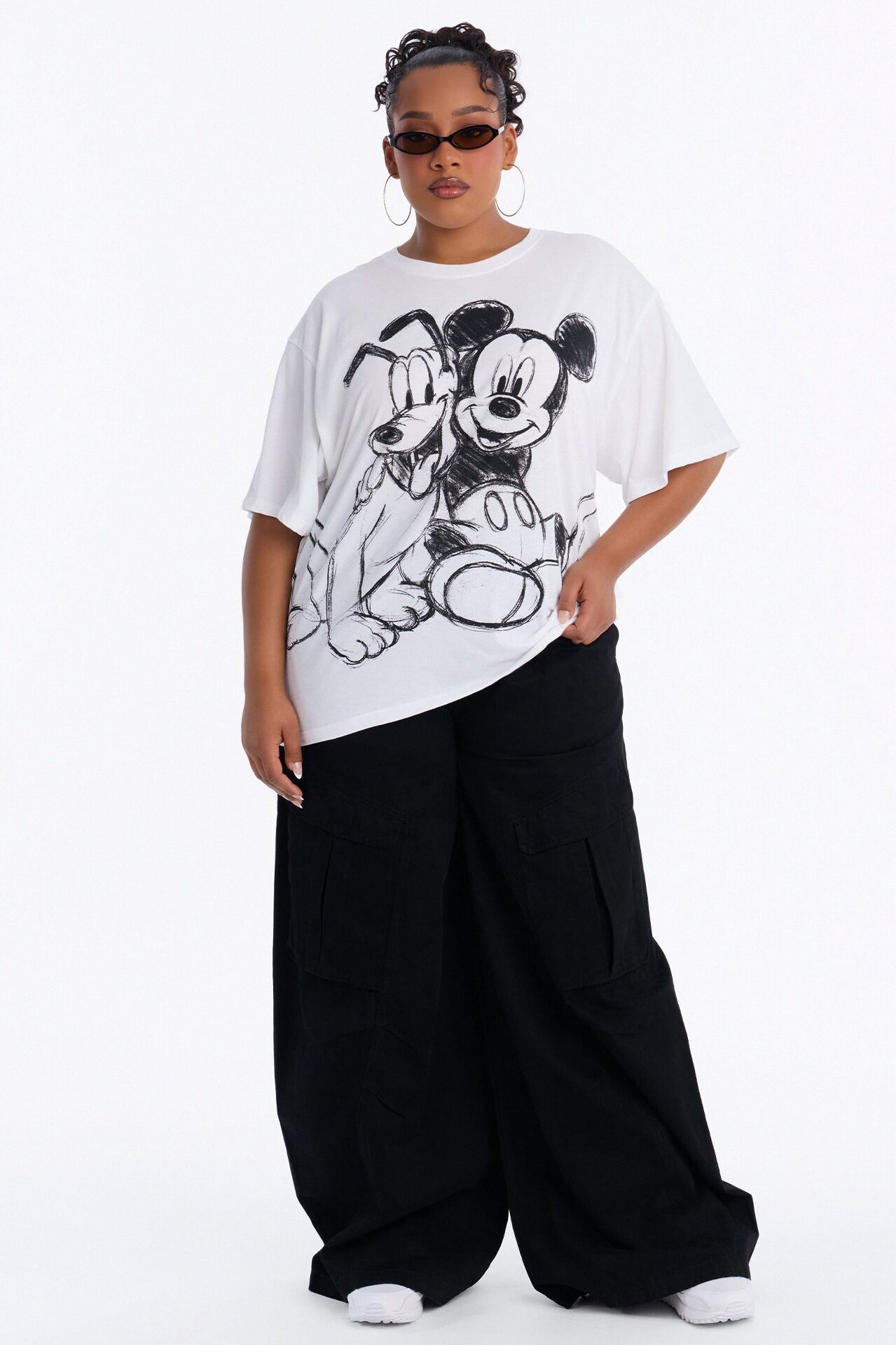 Mickey Mouse And Pluto Drop Shoulder Tee - White