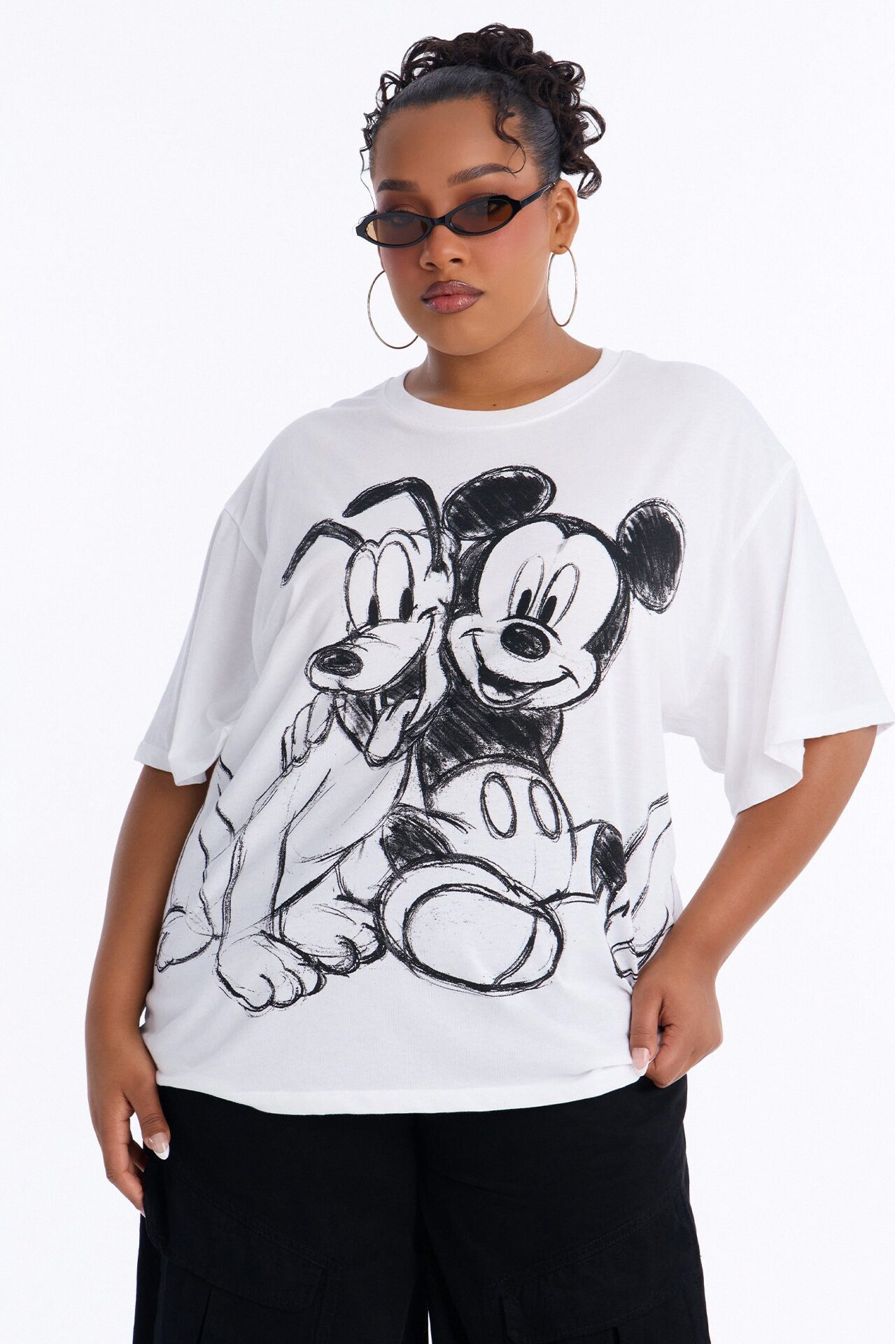 Mickey Mouse And Pluto Drop Shoulder Tee - White