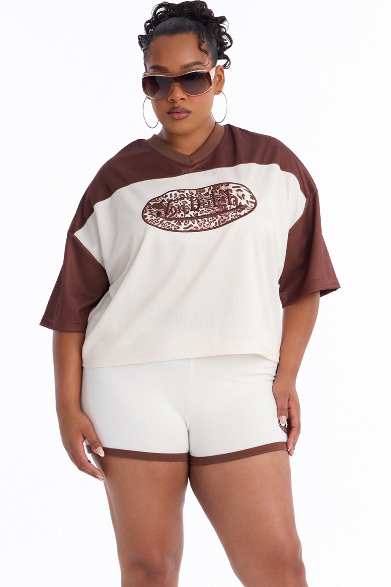 Von Dutch 92 V-Neck Shirt - Cream/combo