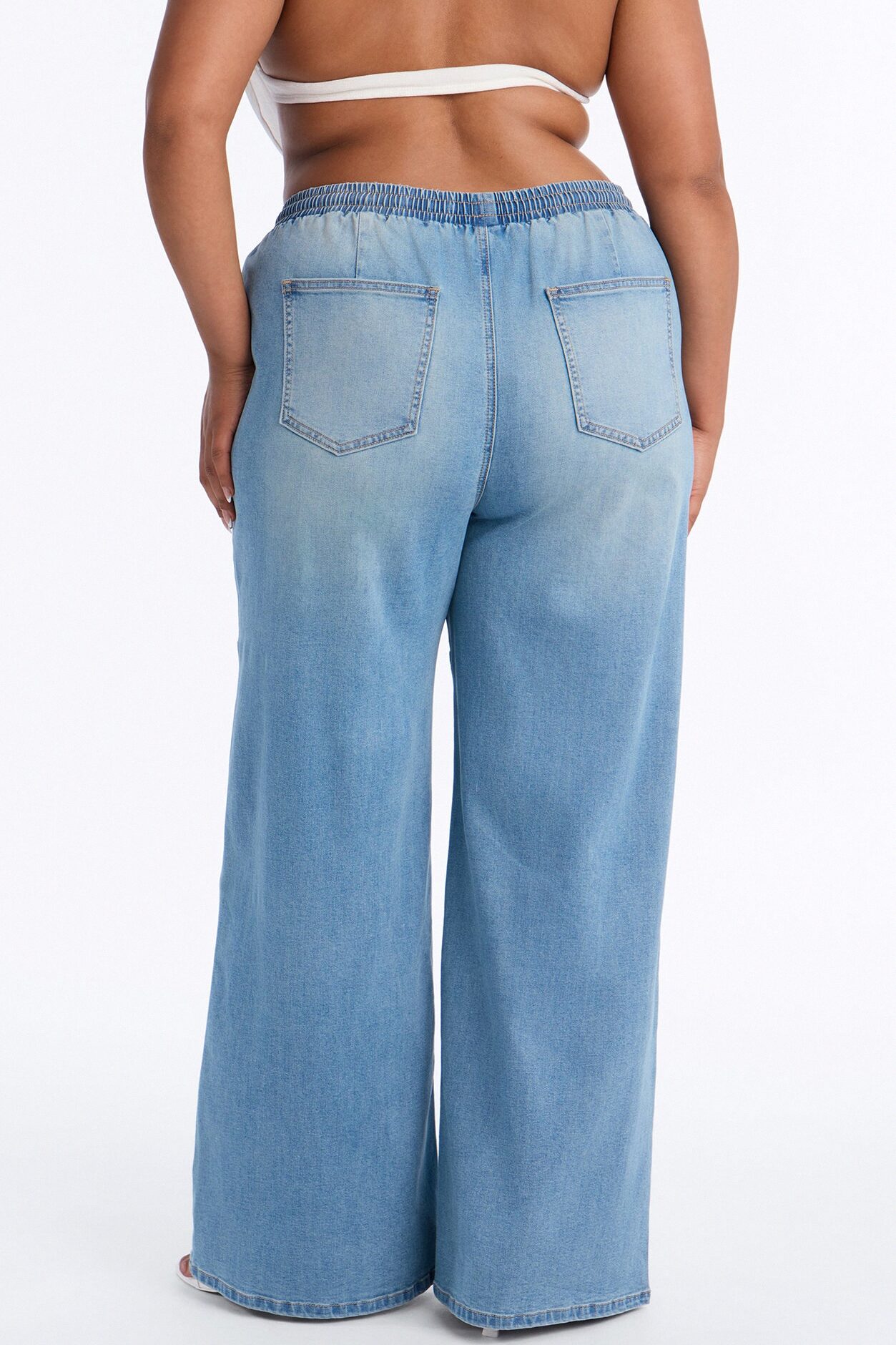 Nantucket Linen Blend Pull On Jeans - Light Wash