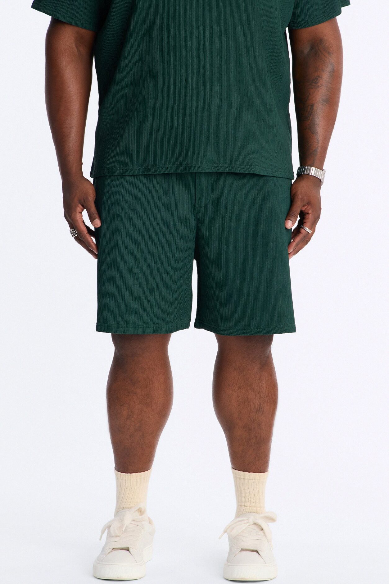 Pure Form Plisse Relaxed Short - Hunter Green