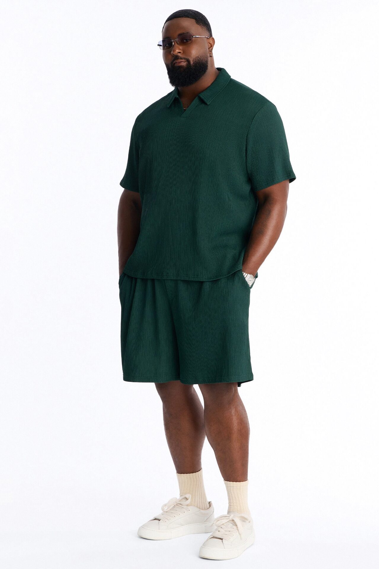 Pure Form Plisse Relaxed Short - Hunter Green