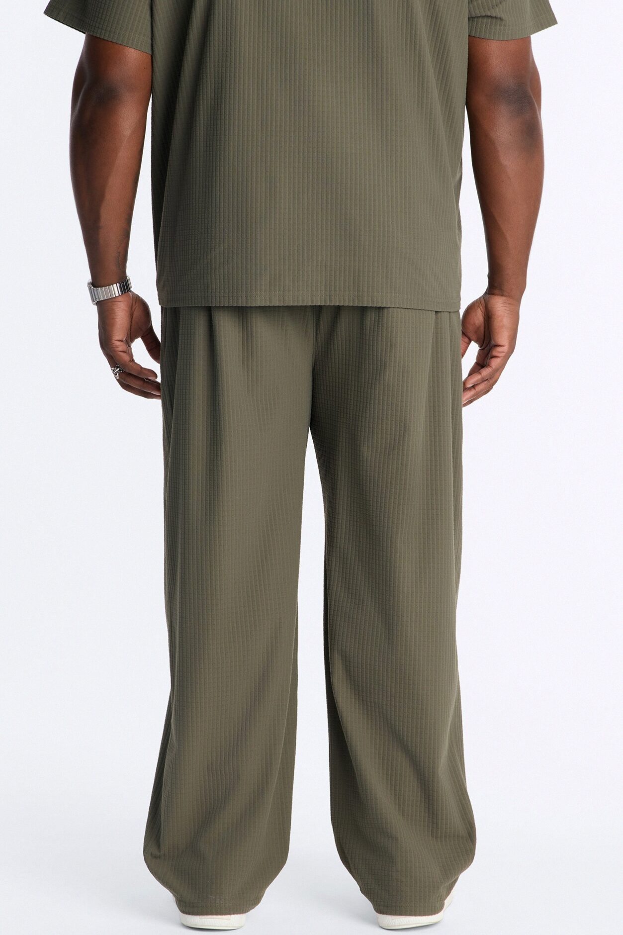 Terrance Textured Relaxed Pant - Olive