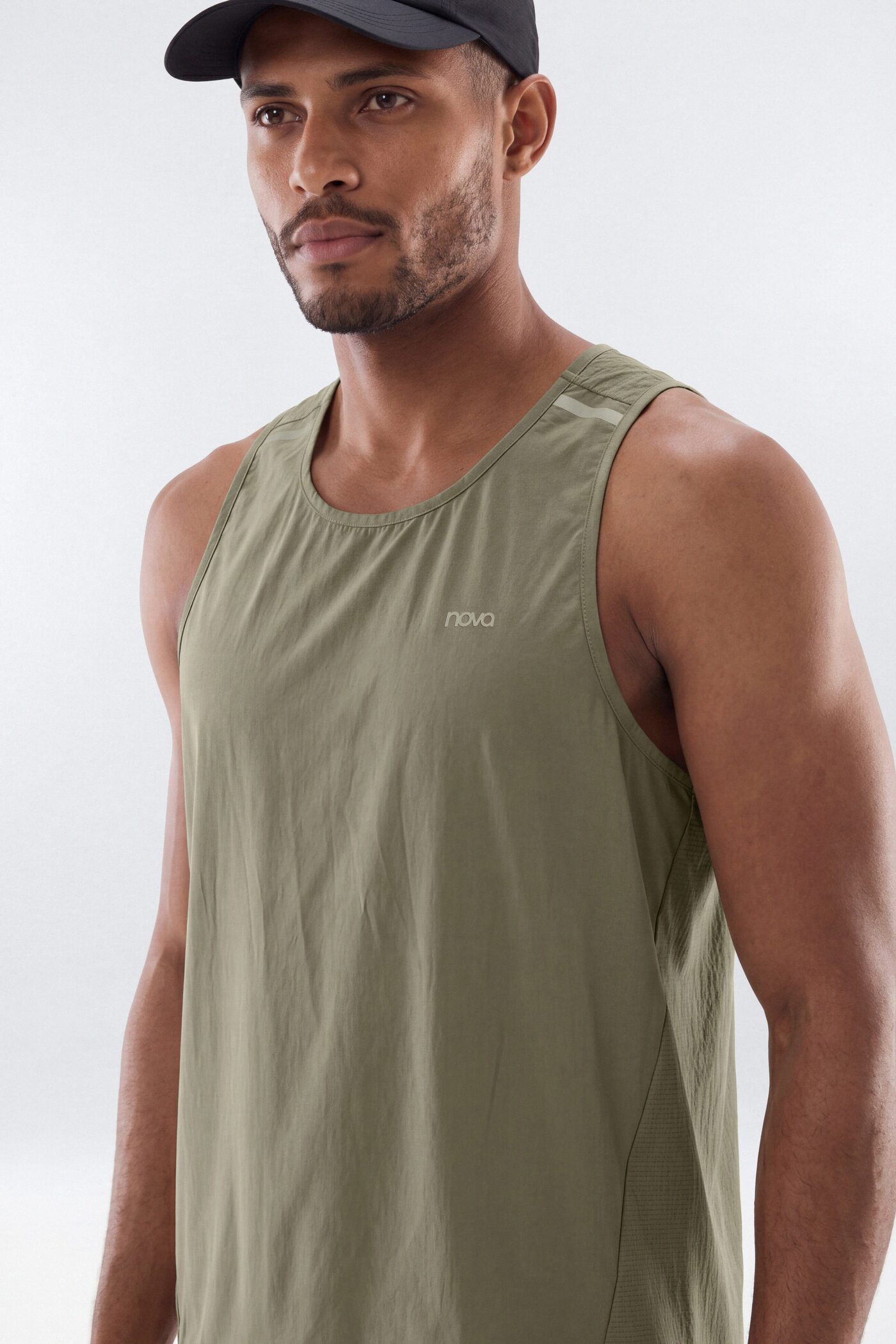 Lightweight Reflective Running Tank - Moss