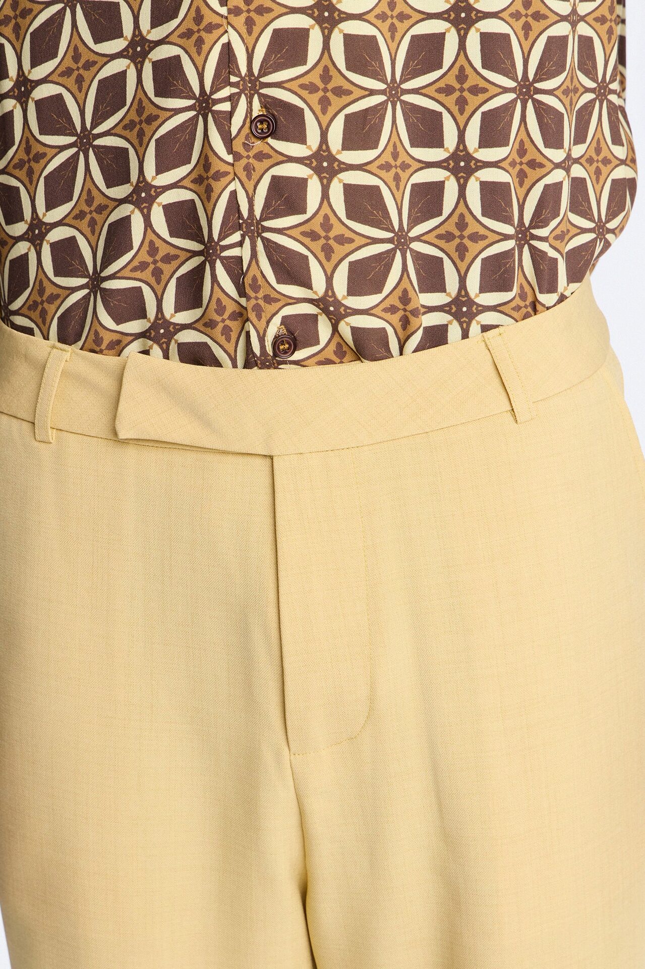 Country Club Relaxed Trouser - Sand