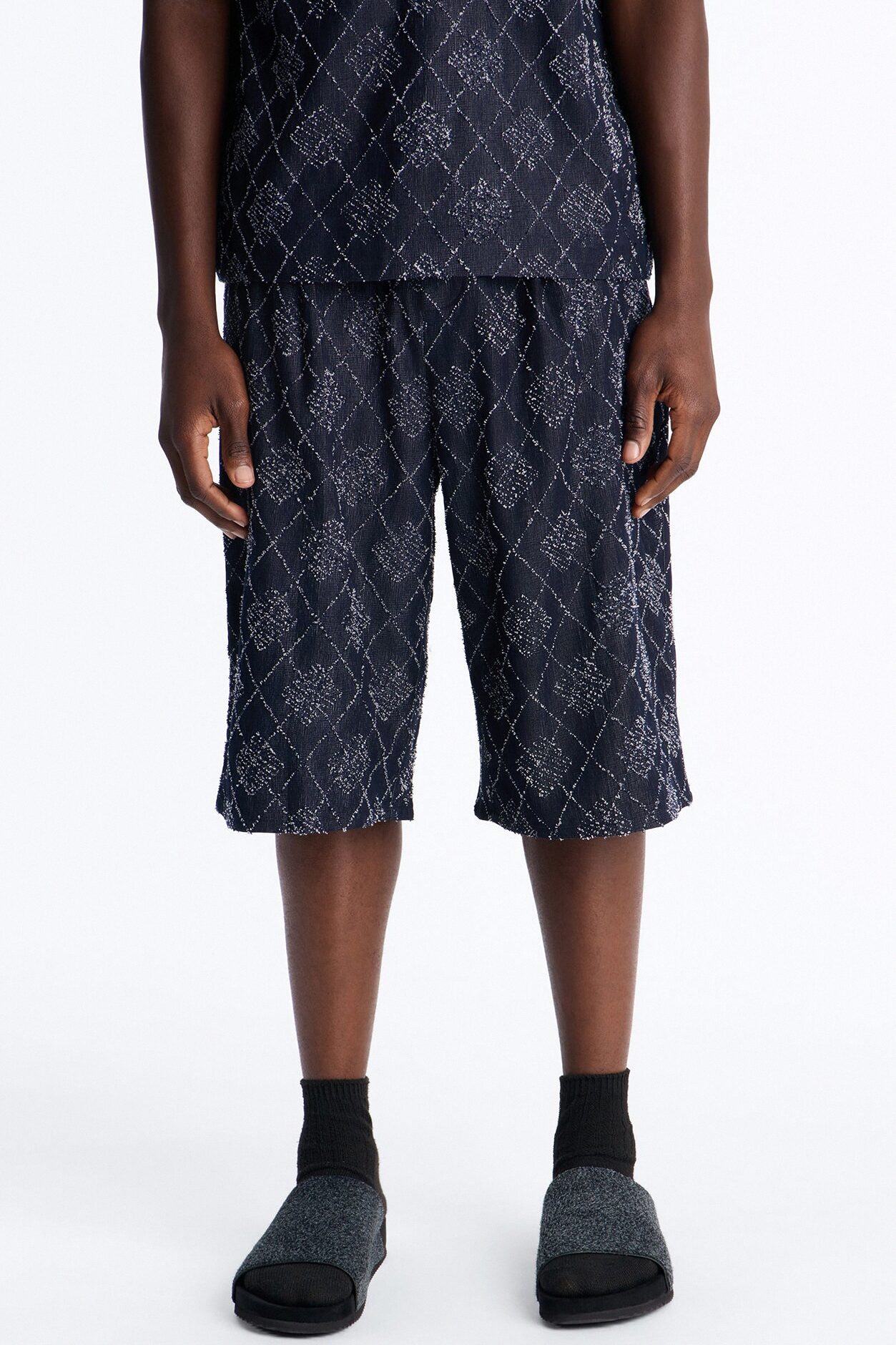 Baggy Diamond Frayed Jacquard Long Short - Navy